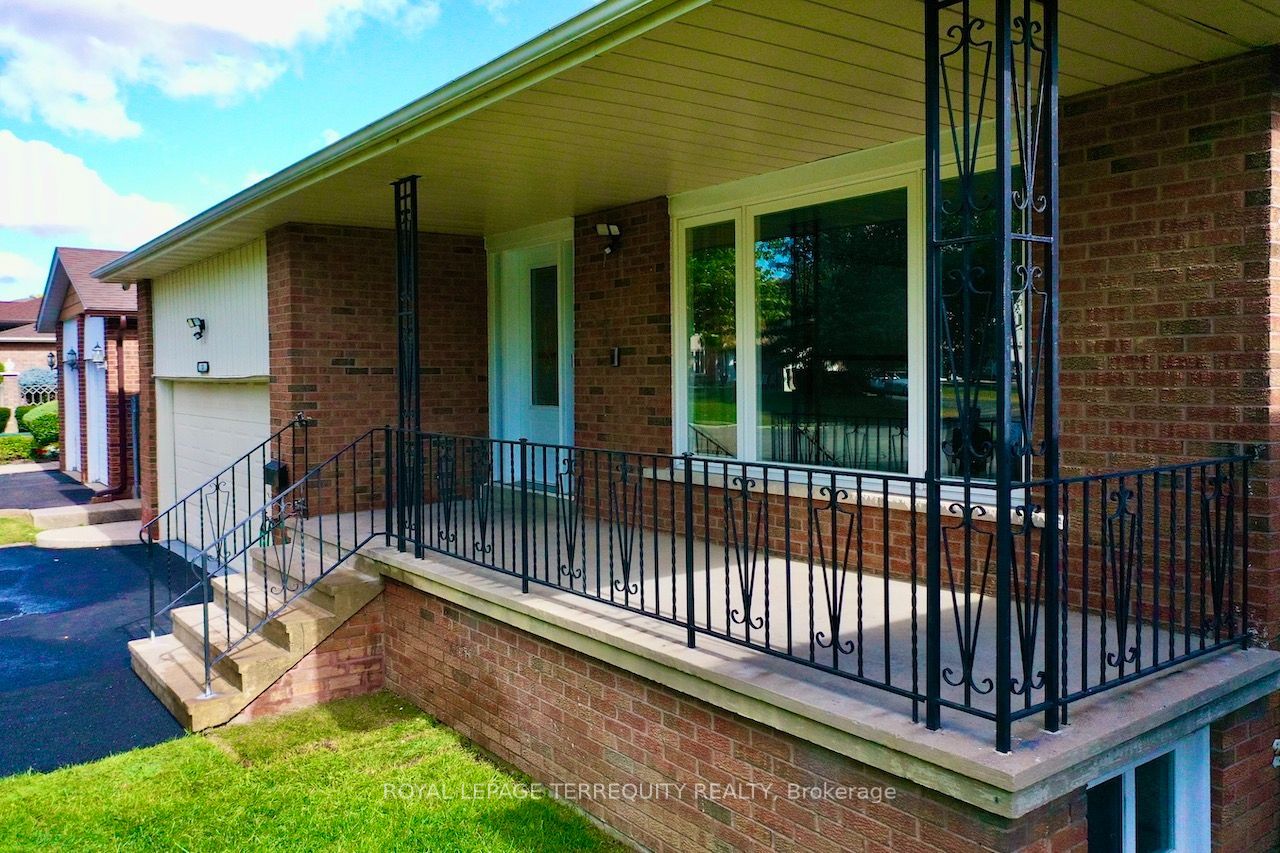 Unit Upper Level - 13 Milford Crescent, Brampton 3