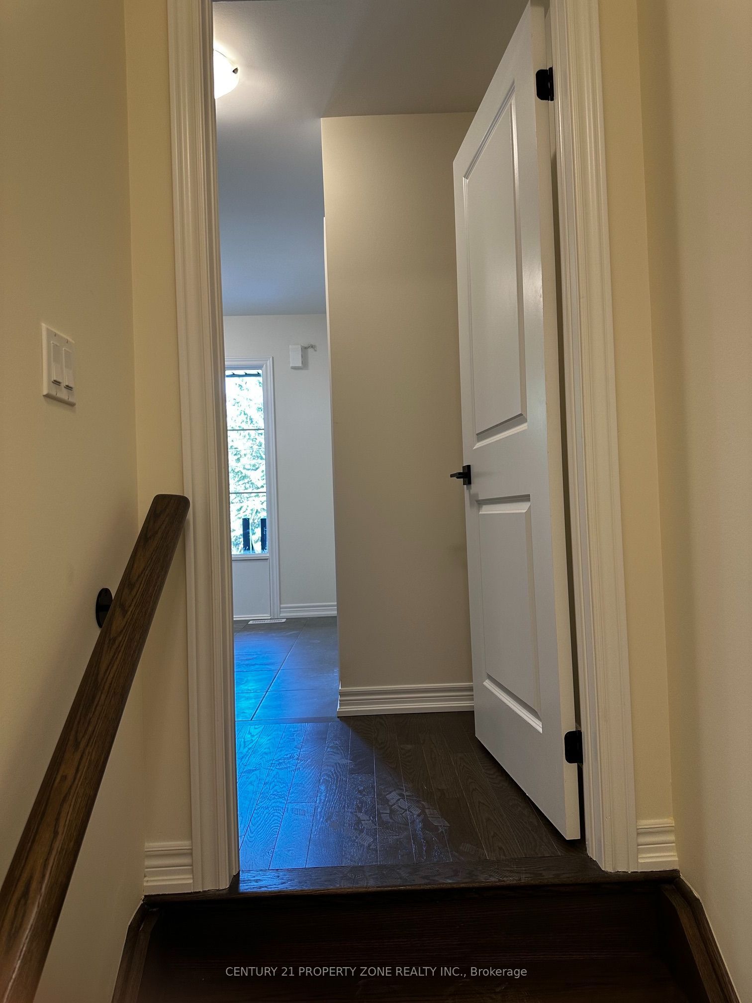 Unit Room 1 - 15685 Airport Road, Caledon 2