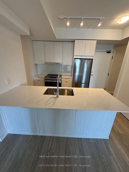 Unit 616 - 4130 Parkside Village Drive, Mississauga 3