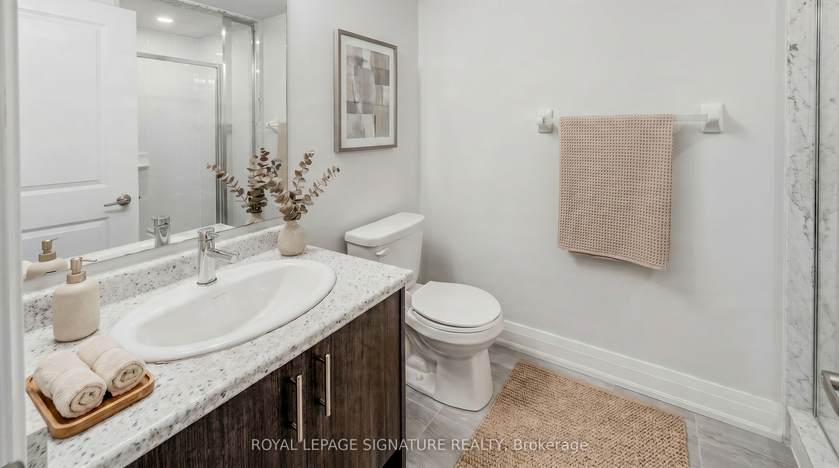 Unit Main/Lower - 59 Creekbank Road, North York 5