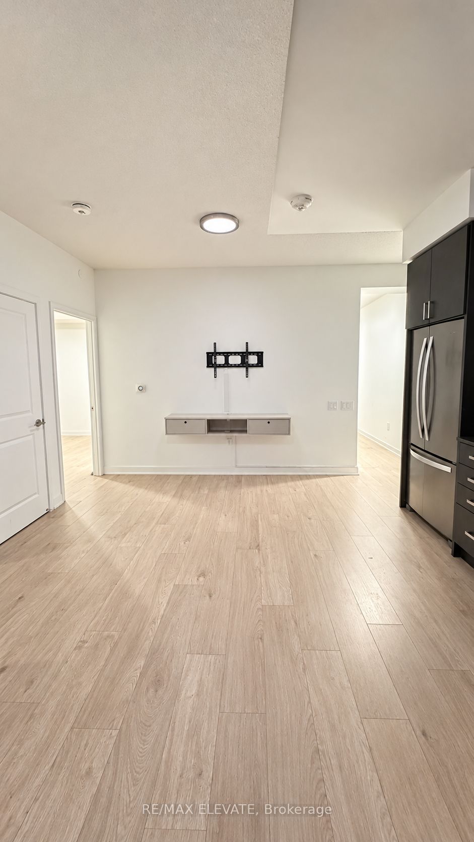 Unit 709 - 8 Nahani Way, Mississauga 5