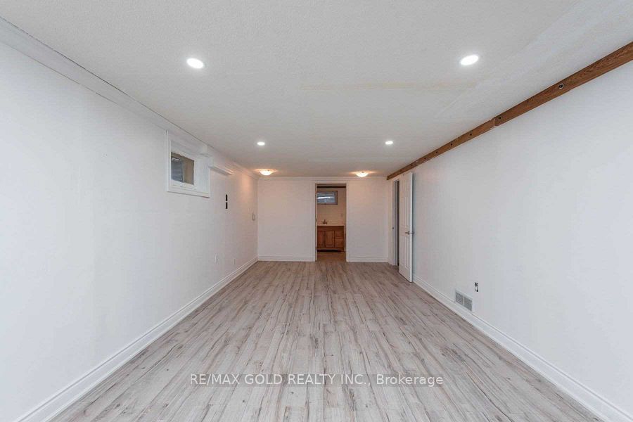 28 Devonshire Drive, Brampton 3