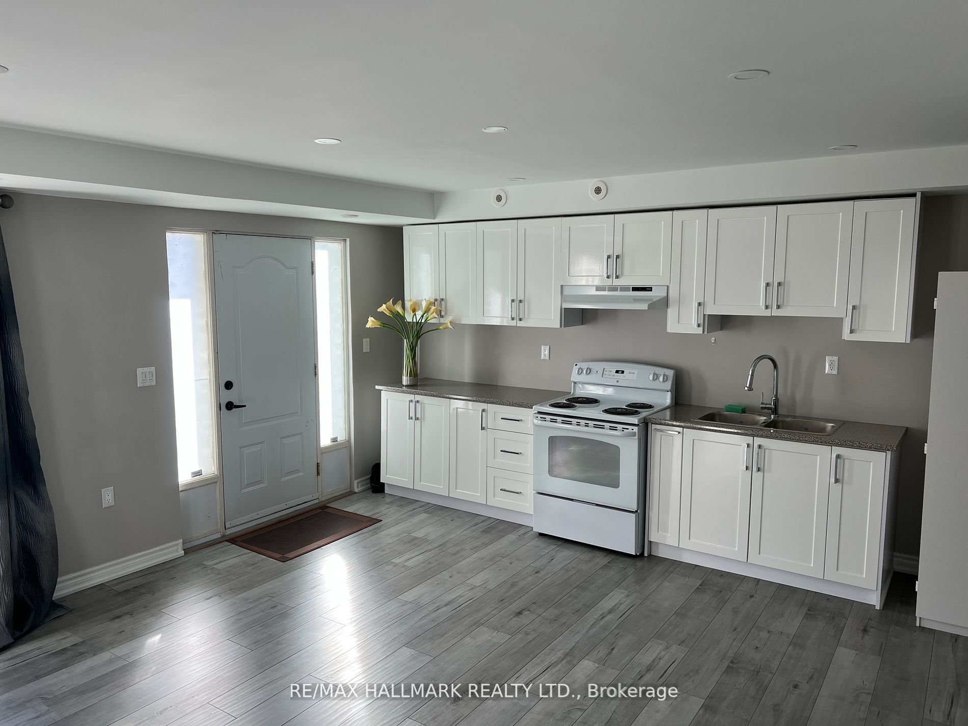 Unit 14 Basement - 3029 Finch Avenue W, North York 5