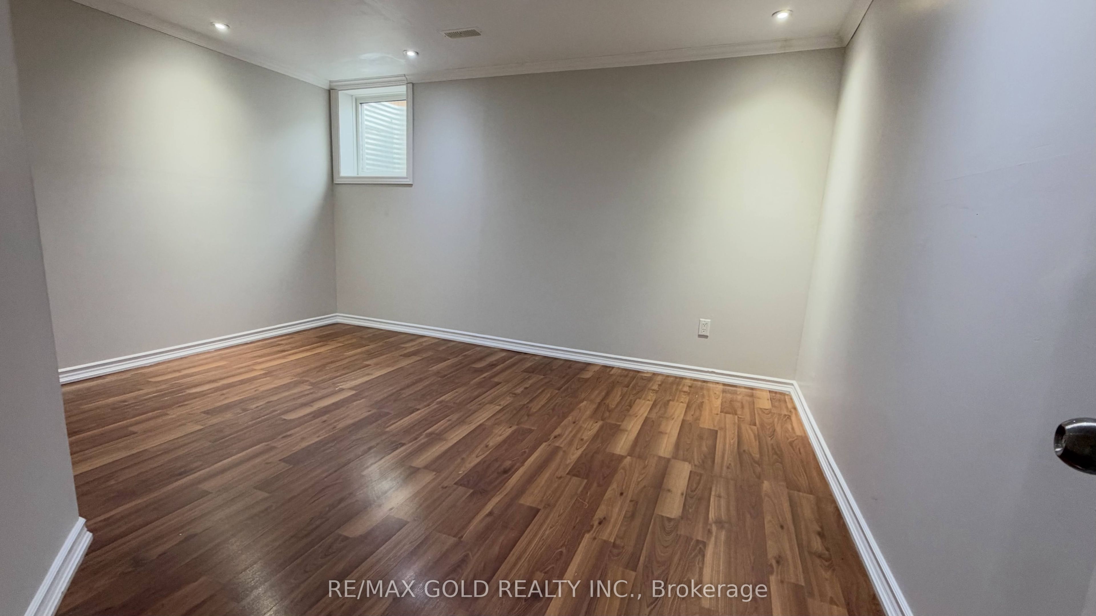 244 Brisdale Drive, Brampton 5