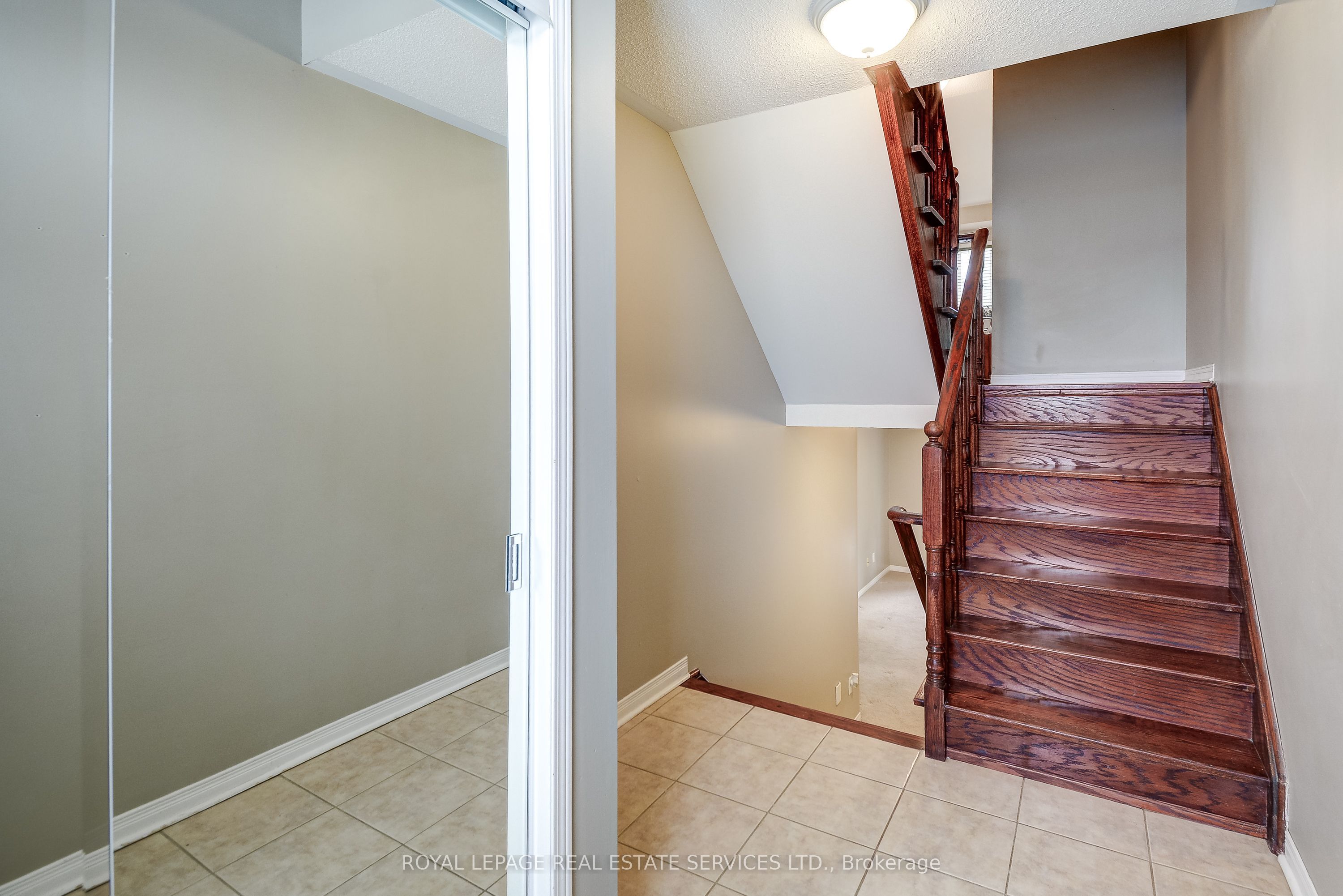 2353 Saddlecreek Crescent, Oakville 4