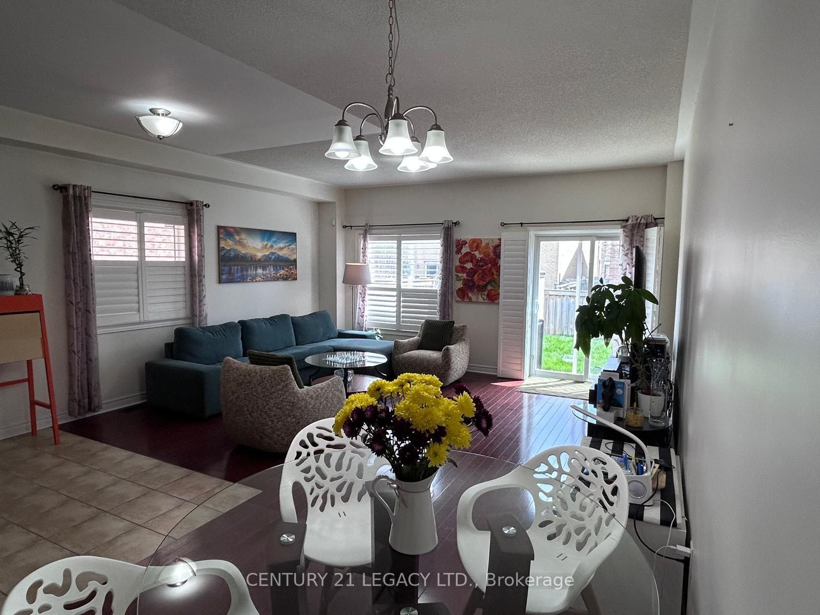 385 Comiskey Crescent, Mississauga 4