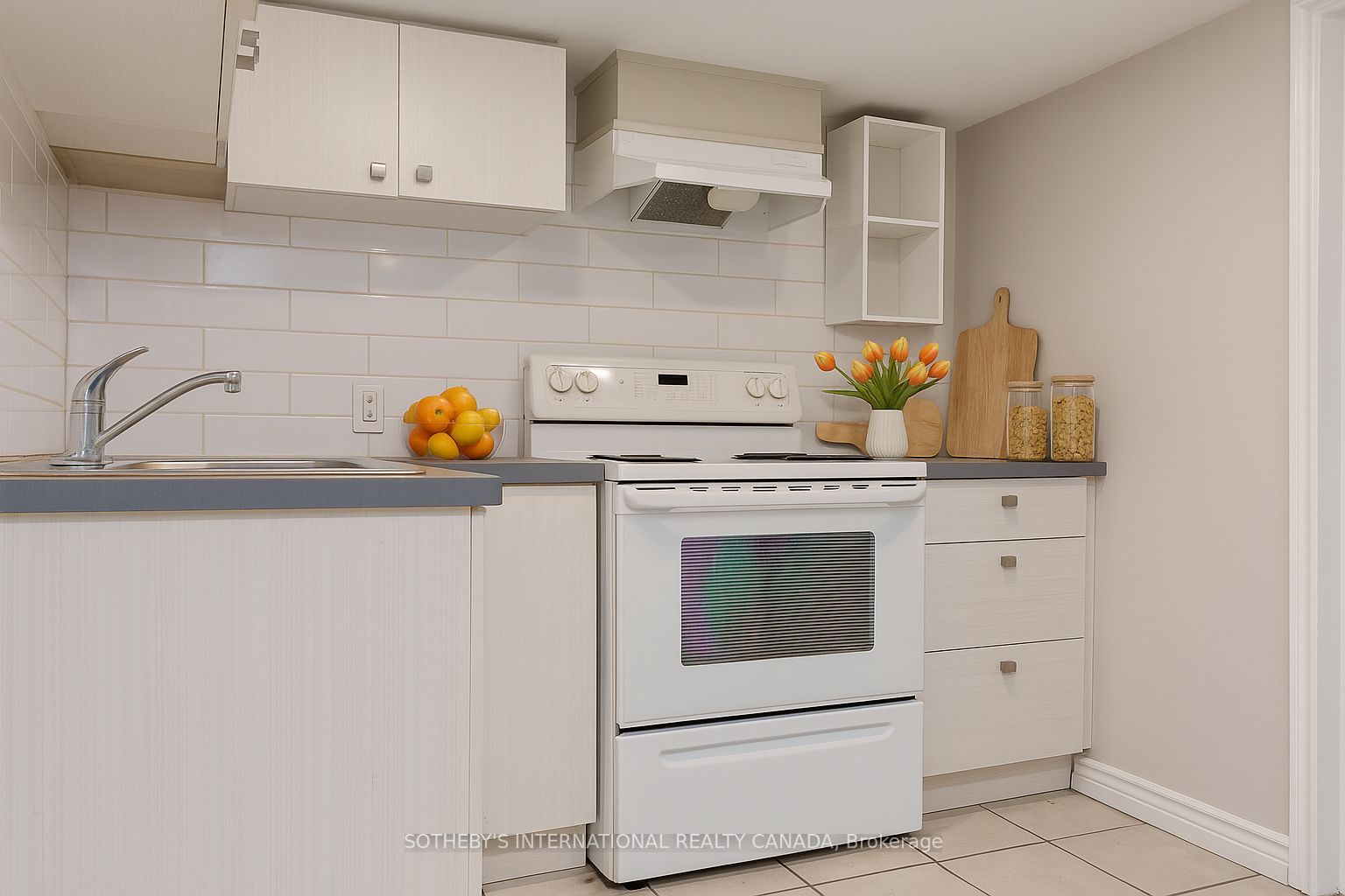 Unit Bsmt - 15 Indian Road Crescent, Toronto 5
