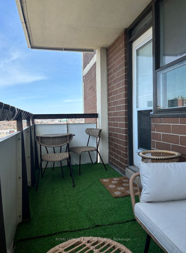 Unit 1514 - 541 Blackthorn Avenue, Toronto 3