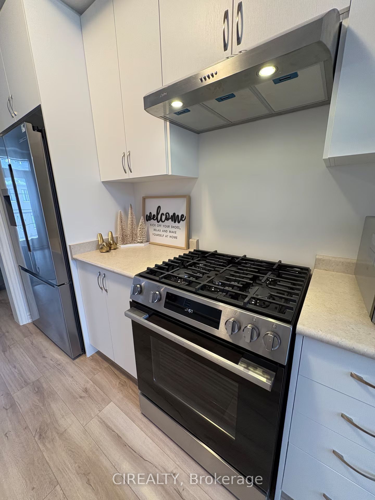 3216 Sixth Line, Oakville 4