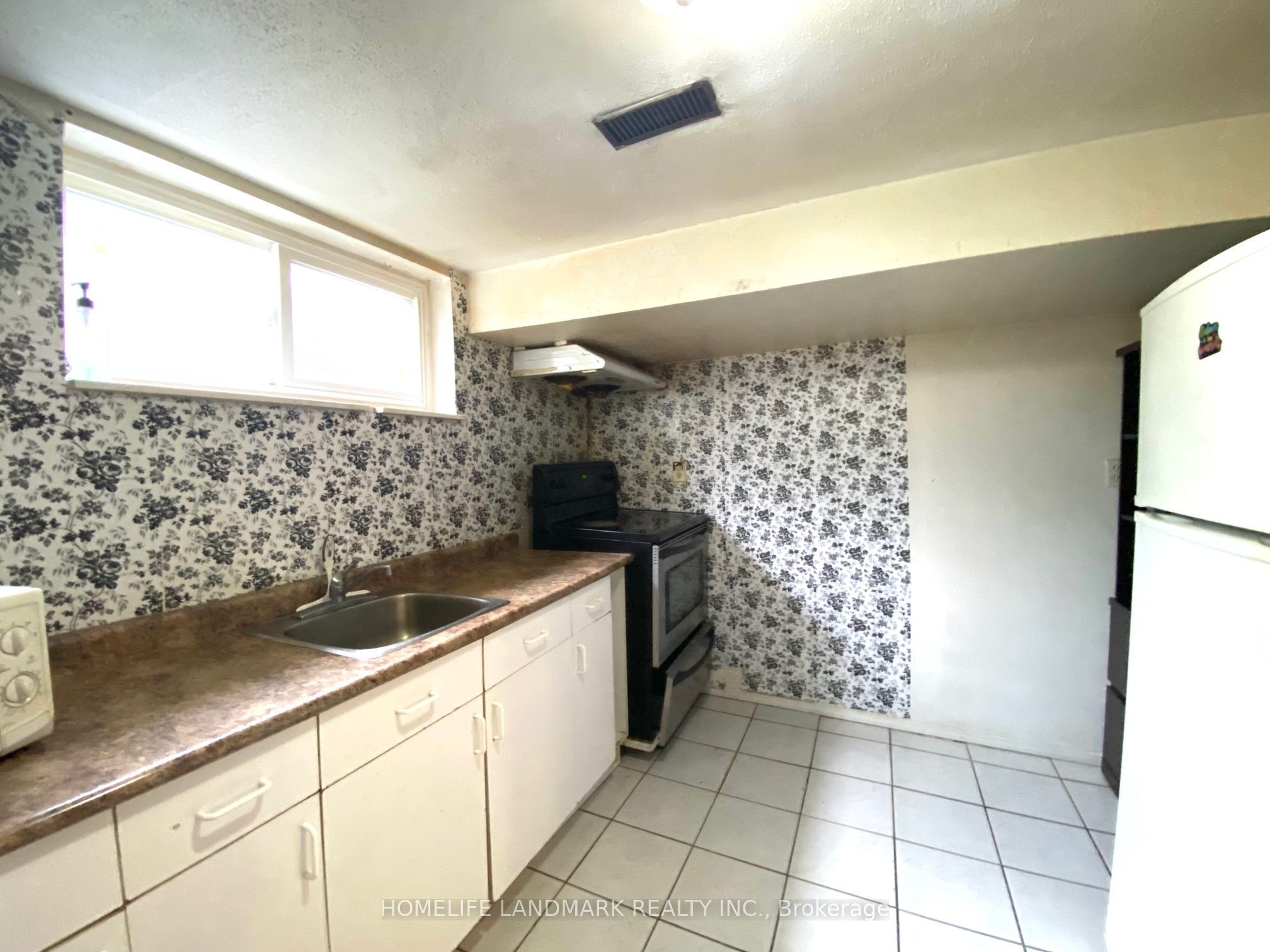 Unit Lower - 3320 Grechen Road, Mississauga 5