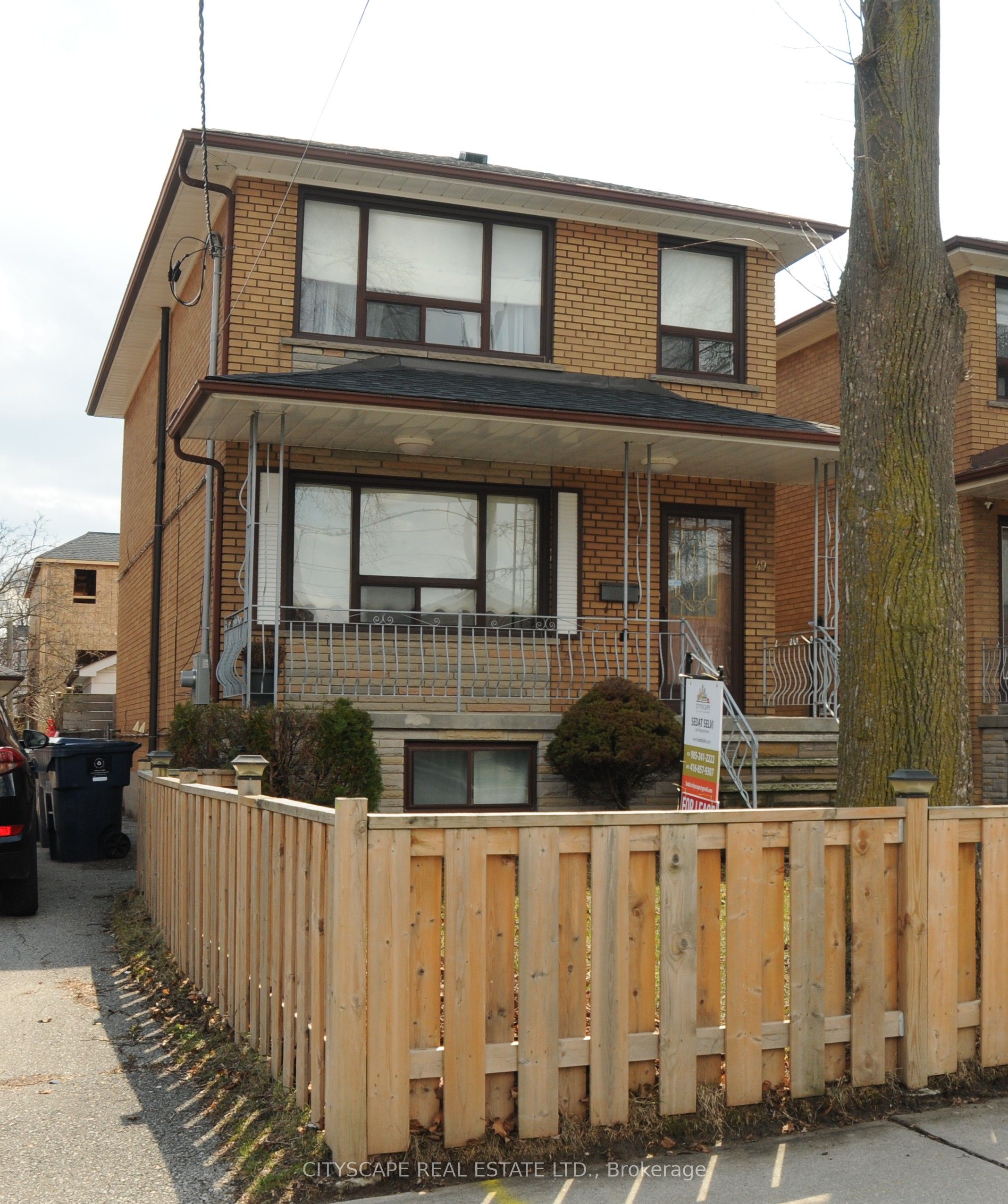 Unit Upper floor - 49 Algoma Street, Etobicoke 2