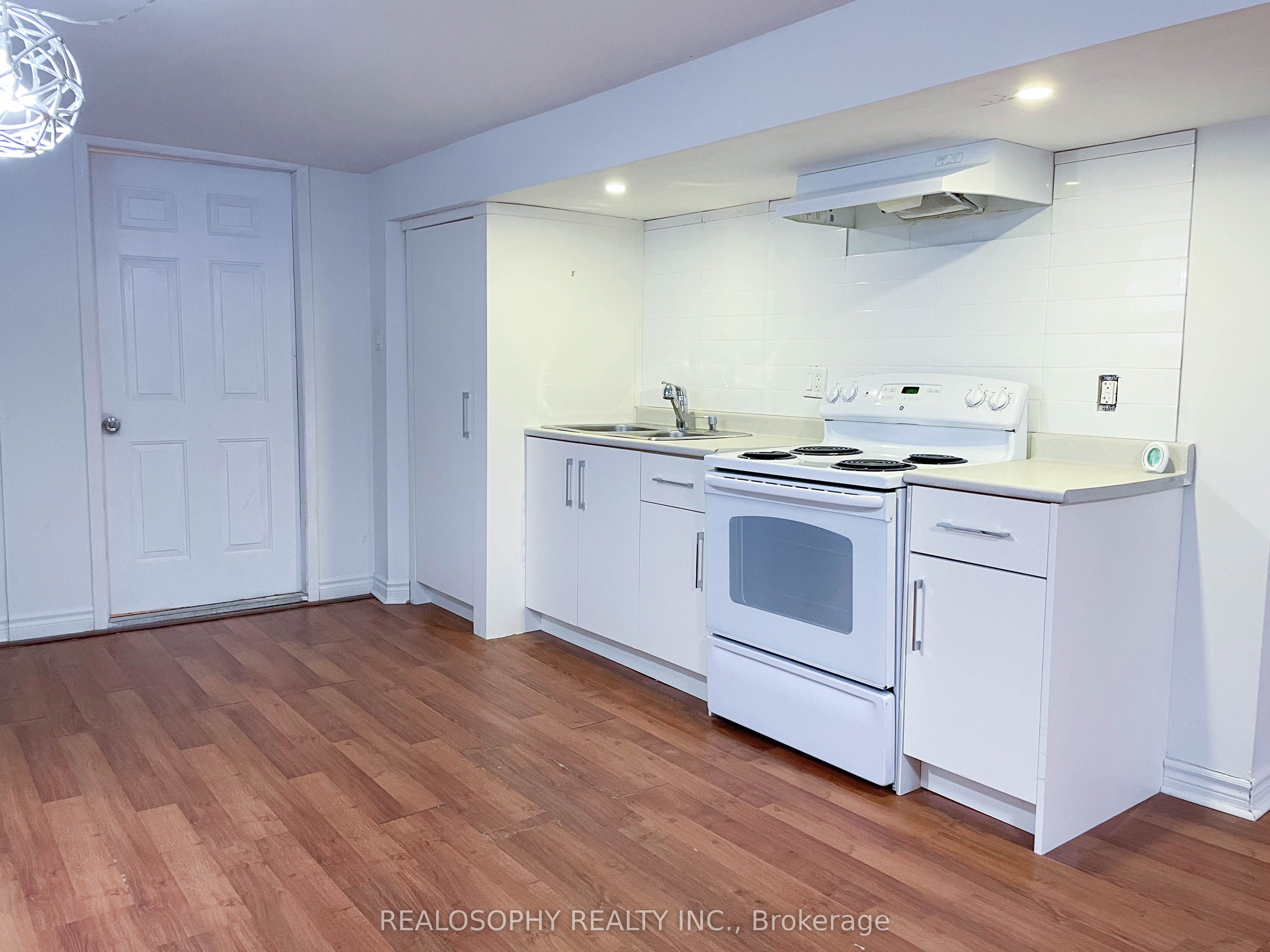 Unit BSMT - 95 Royal York Road, Etobicoke 2