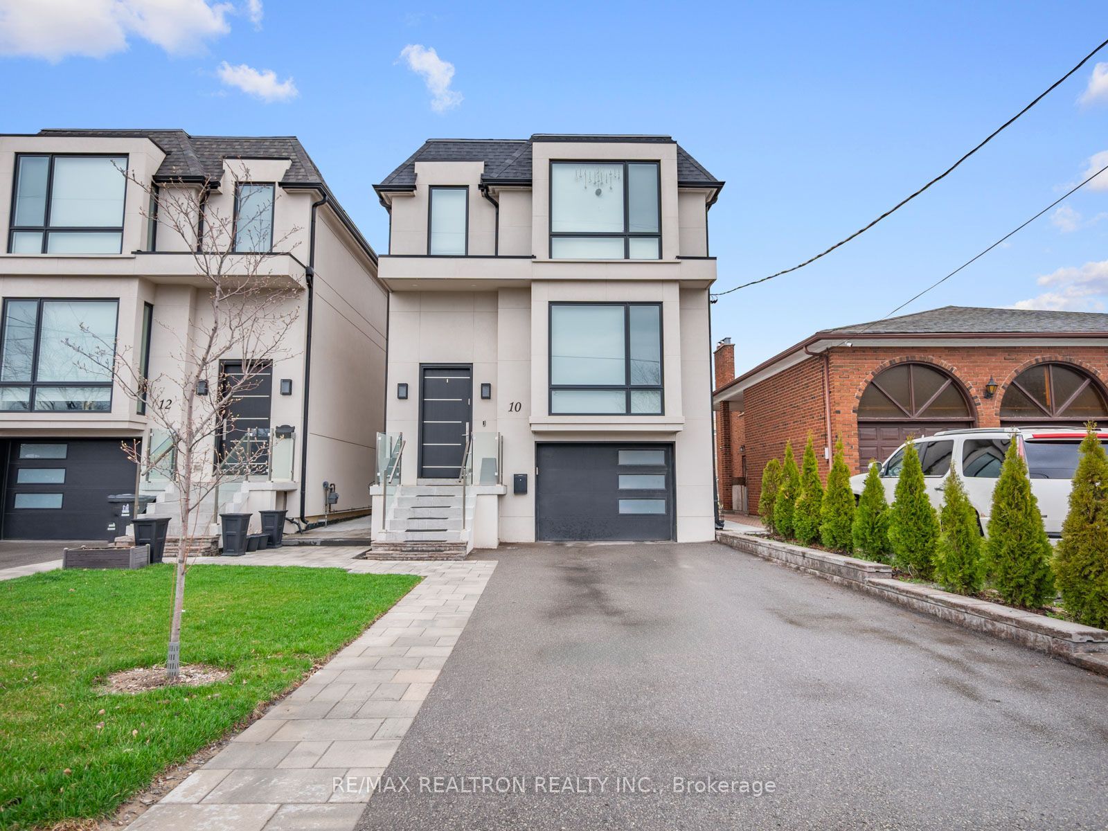 Unit Lower - 10 Katherine Road, North York 2