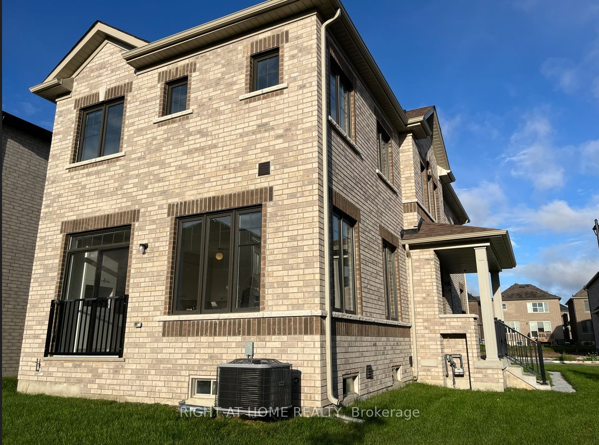 740 Apple Terrace, Milton 3