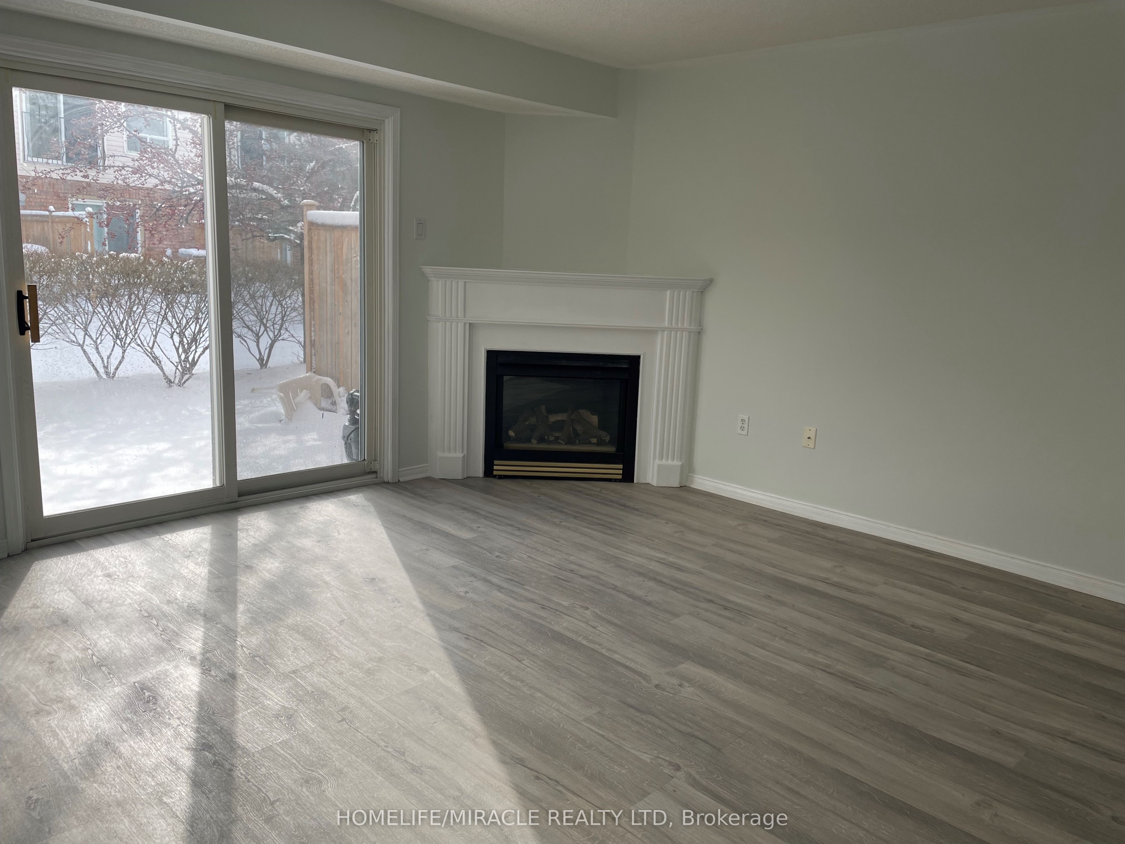 Unit 9 - 5055 Heatherleigh Avenue, Mississauga 3