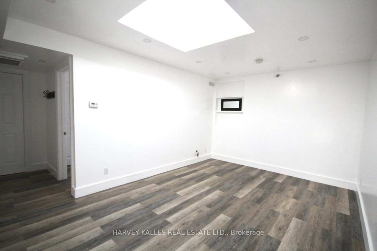 Unit 4 - 58 Rosemount Avenue, Toronto 3