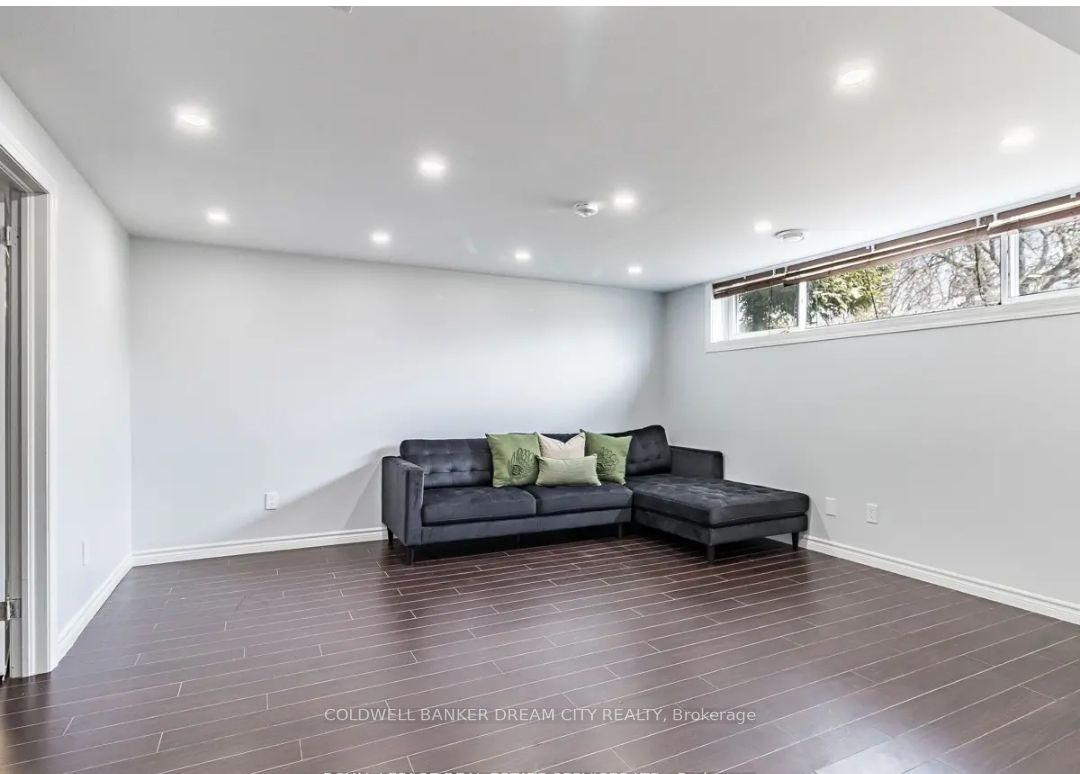 Unit LOWER - 231 Elizabeth Street S, Brampton 5