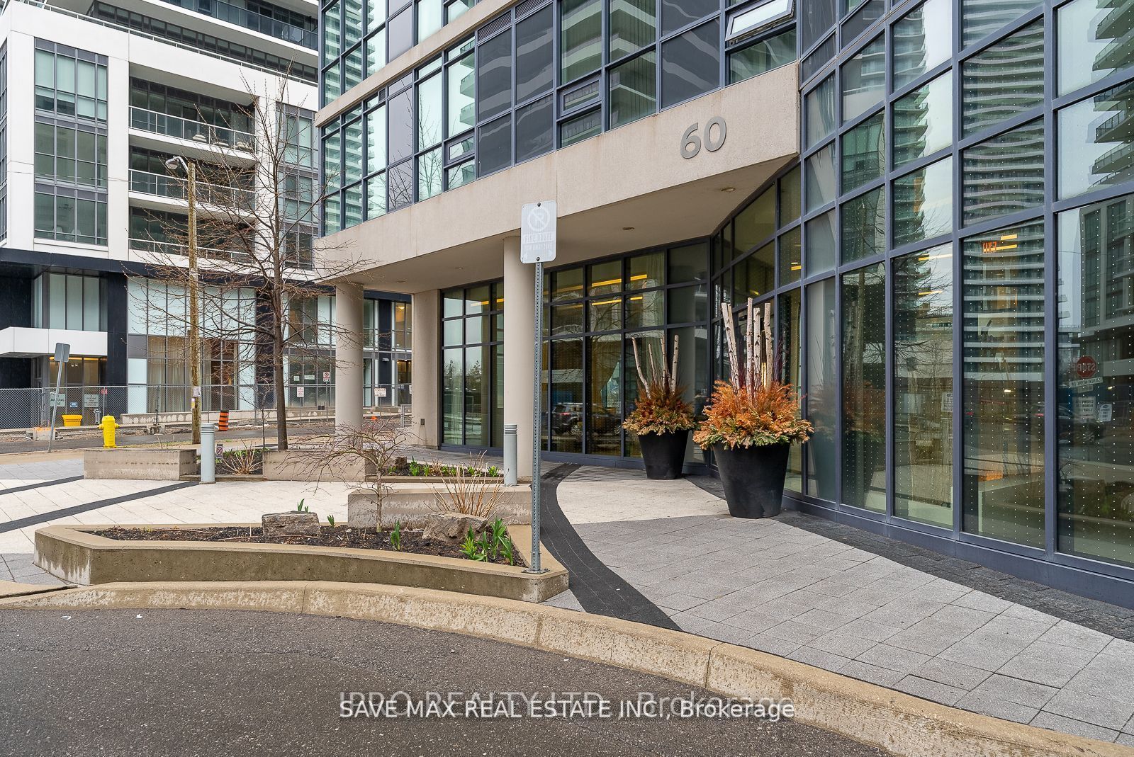 Unit 808 - 60 Annie Craig Drive, Etobicoke 2