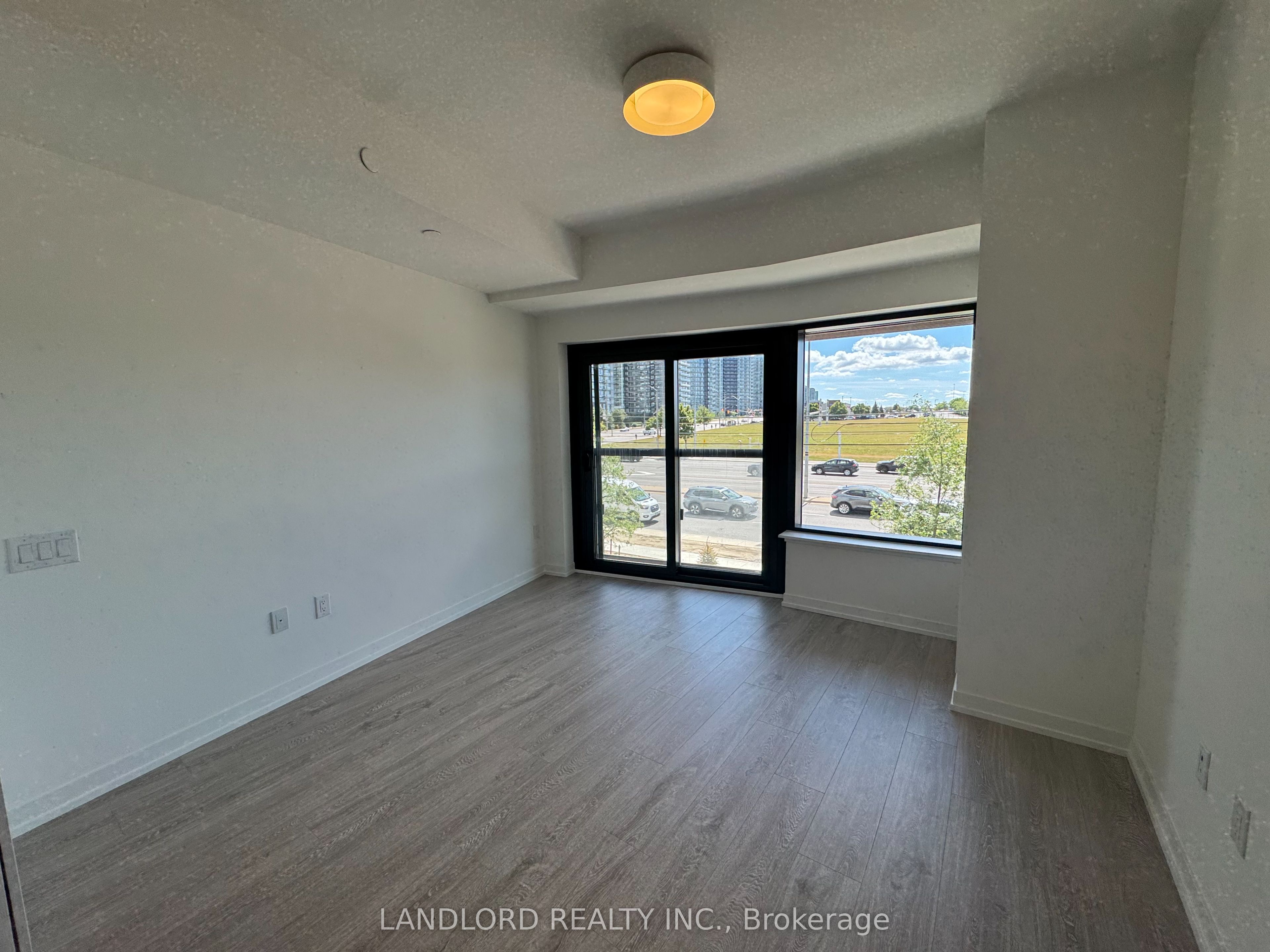 Unit 321 - 2485 Eglinton Avenue W, Mississauga 5