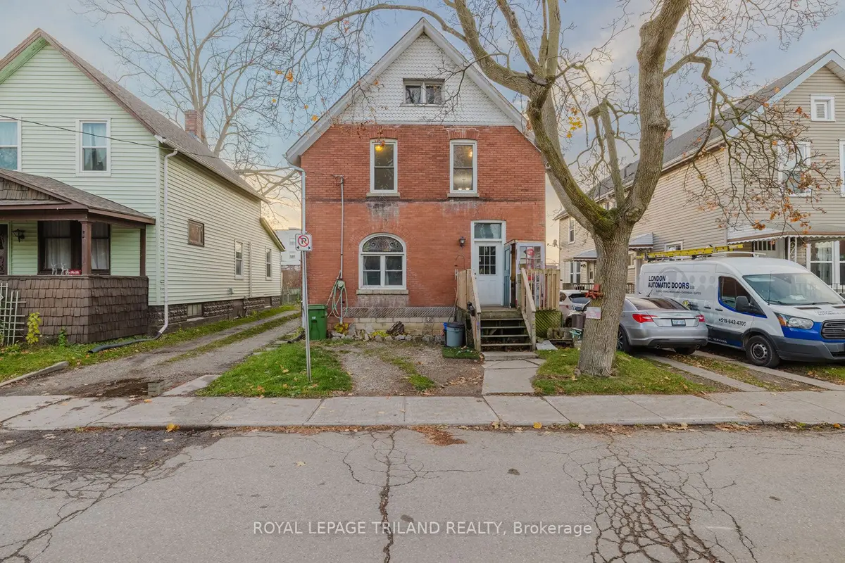 32 Mary Street W, St. Thomas, Ontario Sold History | HouseSigma