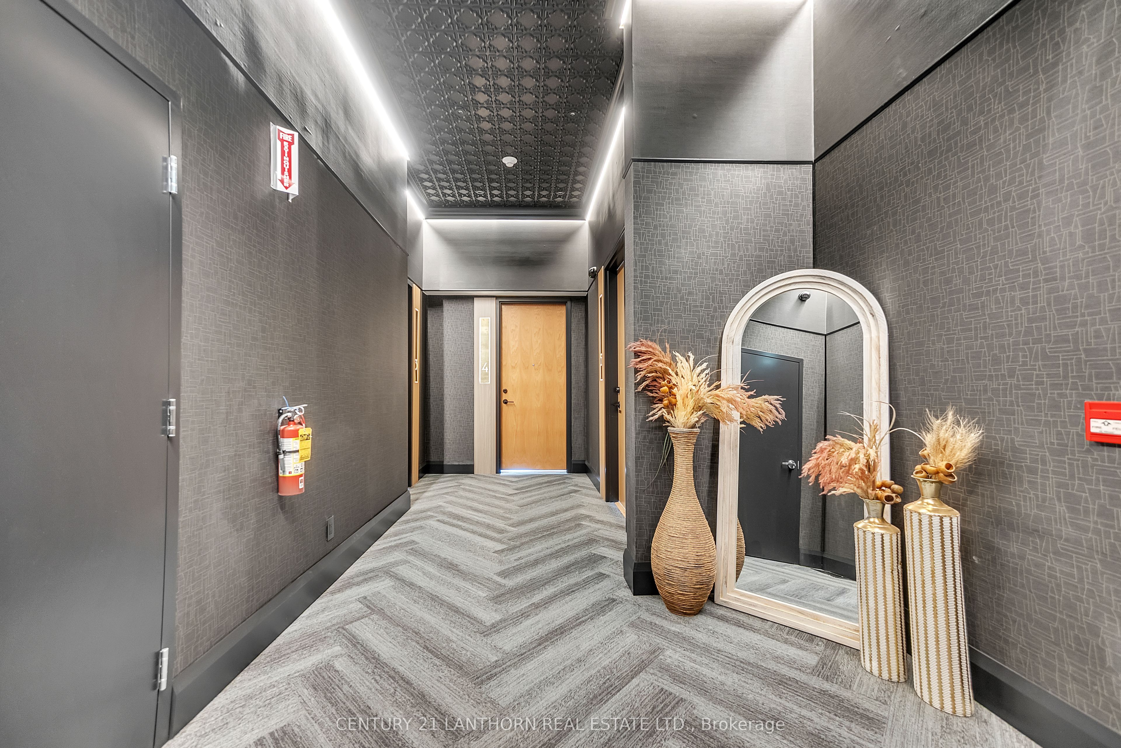 Unit Unit 5 - 38 Front Street, Quinte West 5