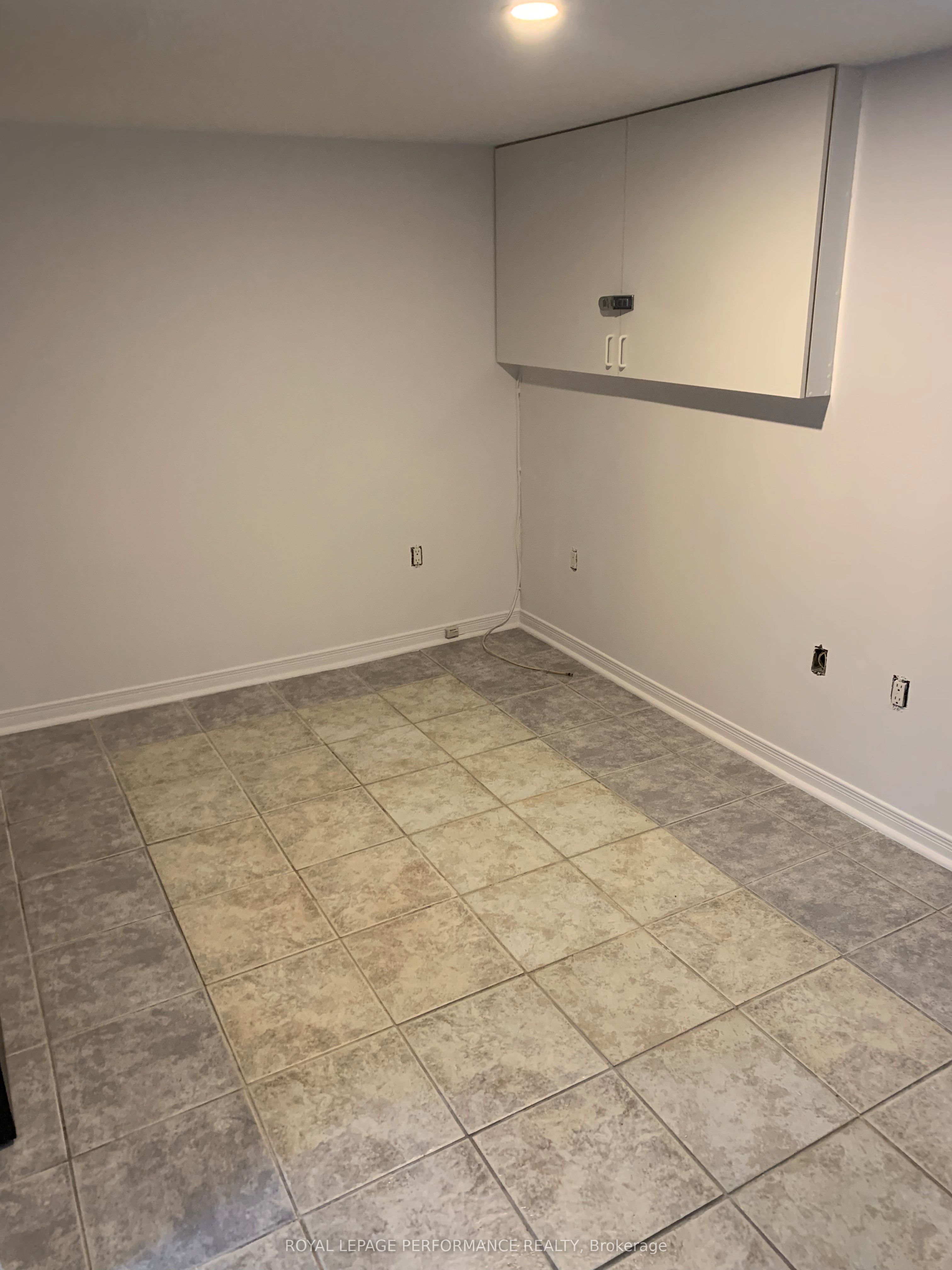 Unit B - 645 St Isidore Street, Casselman 5