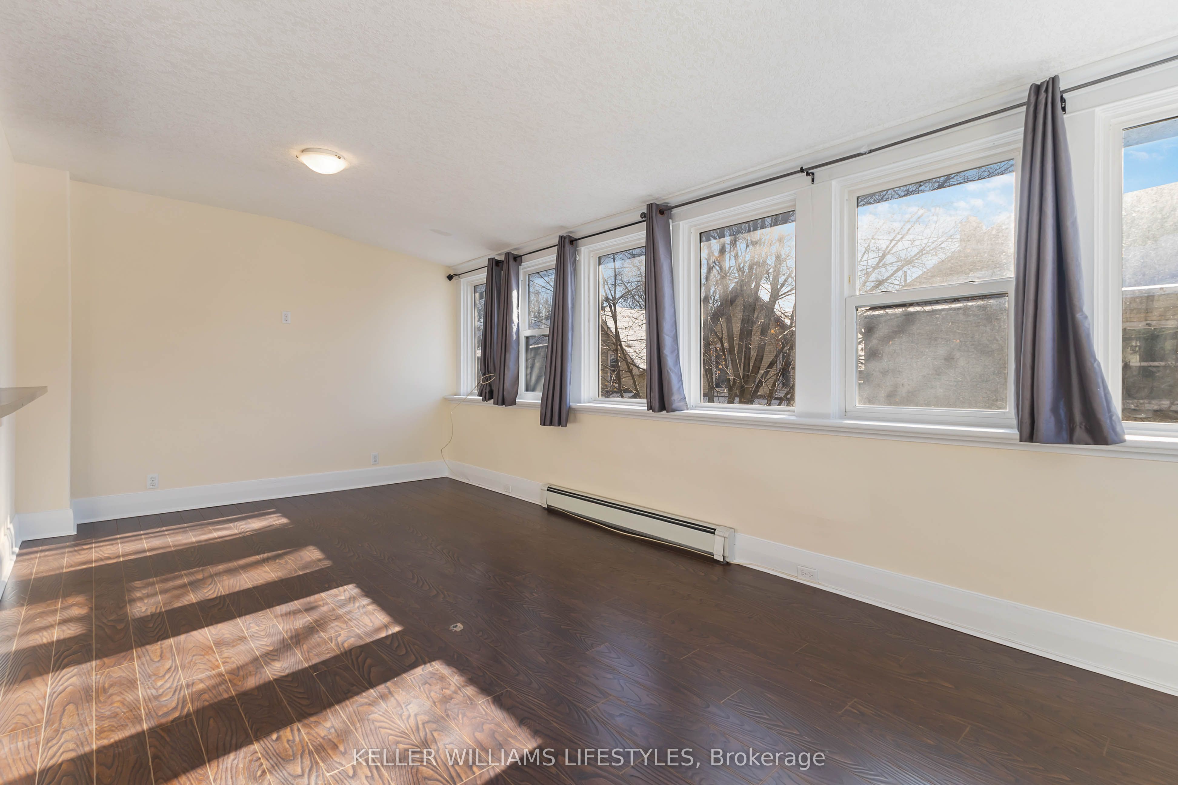 Unit 2 - 79 Beaconsfield Avenue, London 5