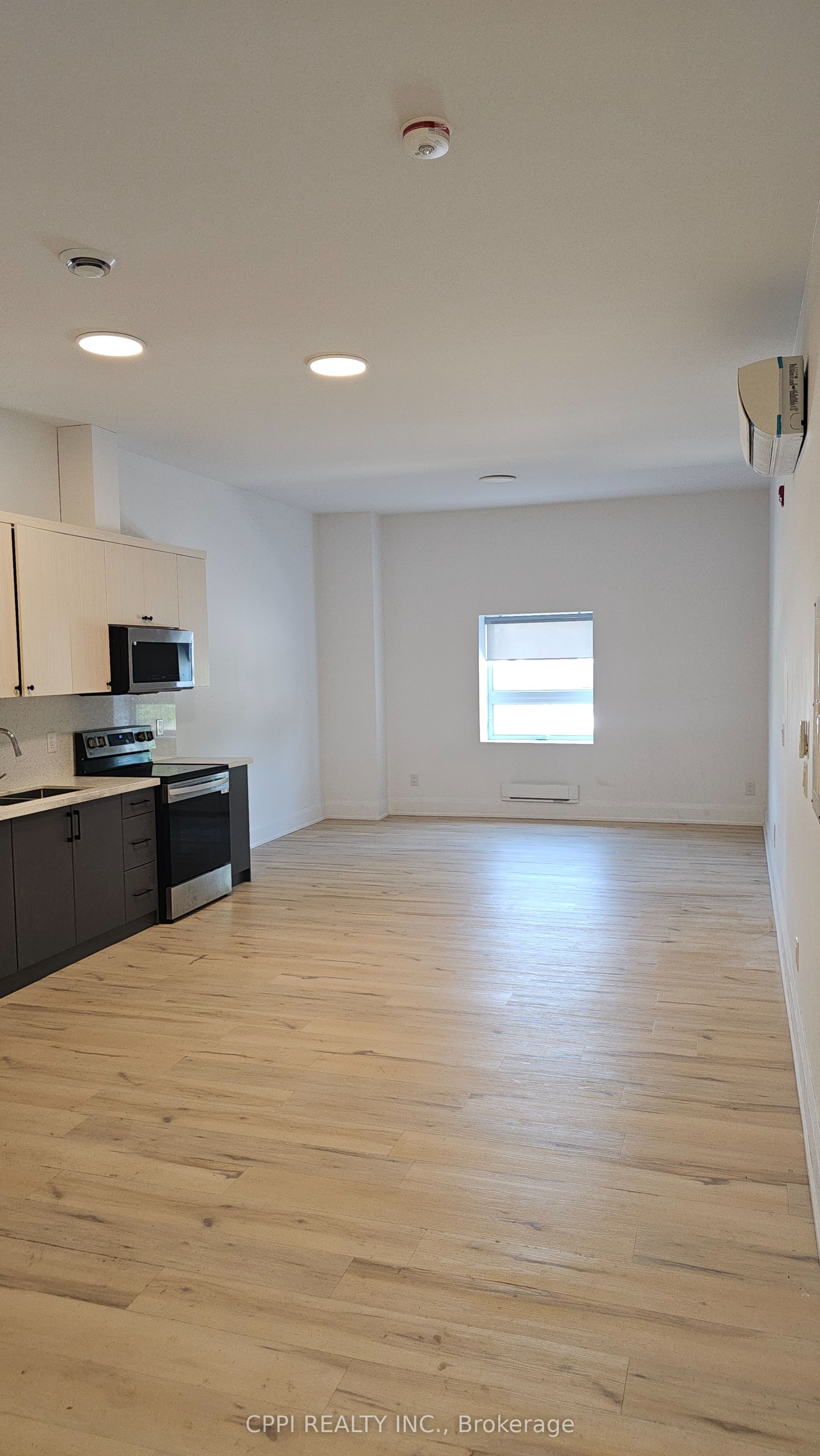 Unit 218 - 255 Emerick Avenue, Fort Erie 2