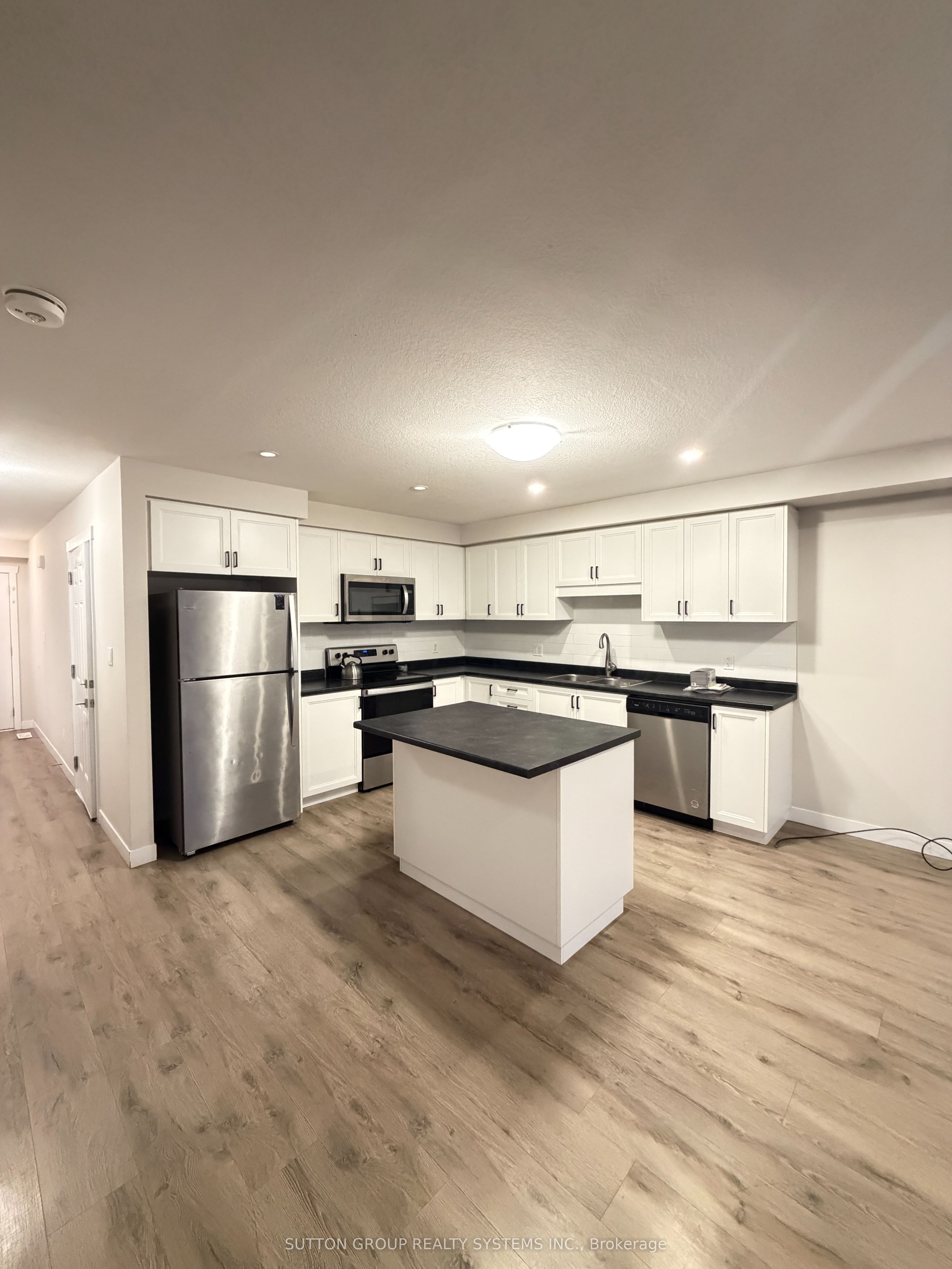 Unit 4 - 160 Stanley Street, Norfolk 4