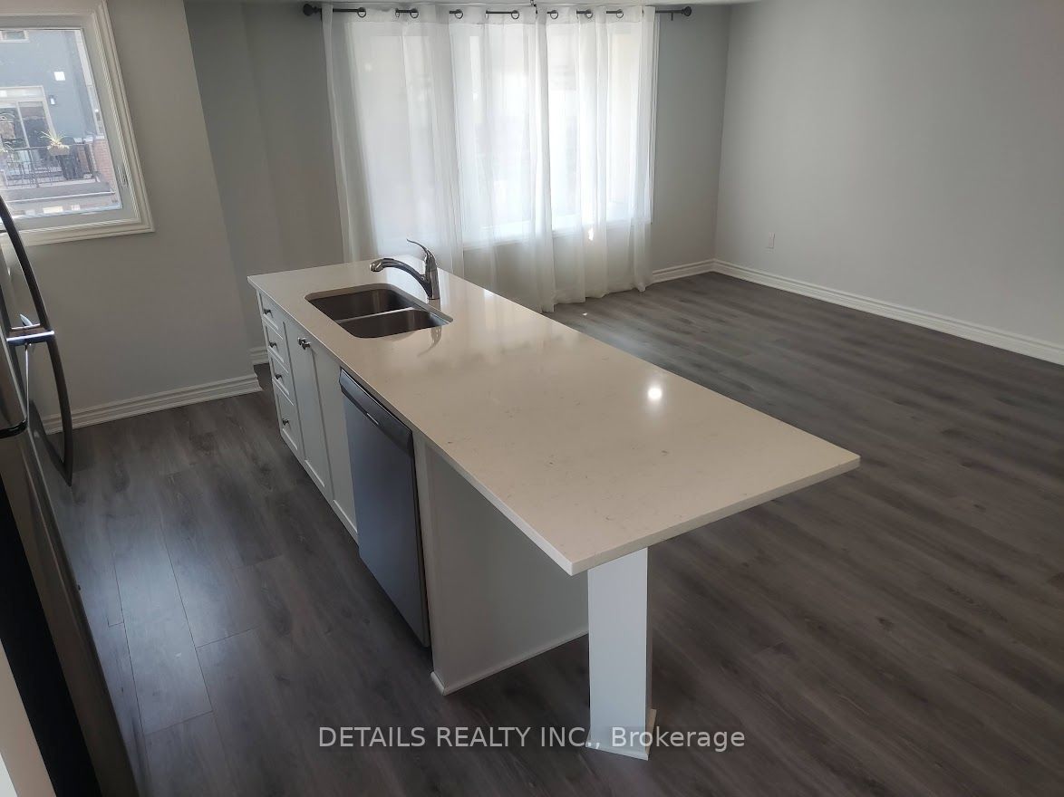 800 Kiniw Private, Ottawa 3