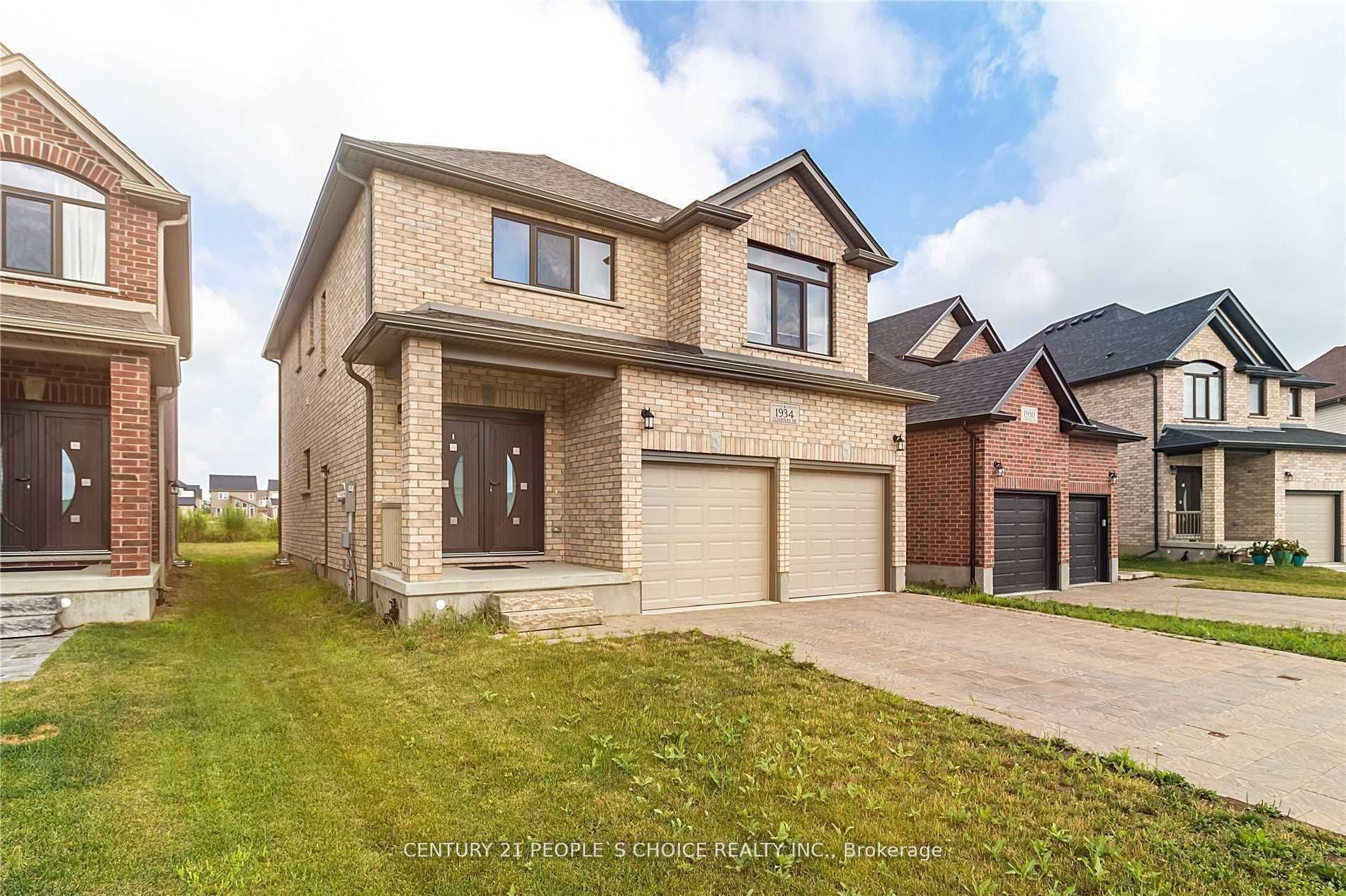 1934 Cedarpark Drive, London 2