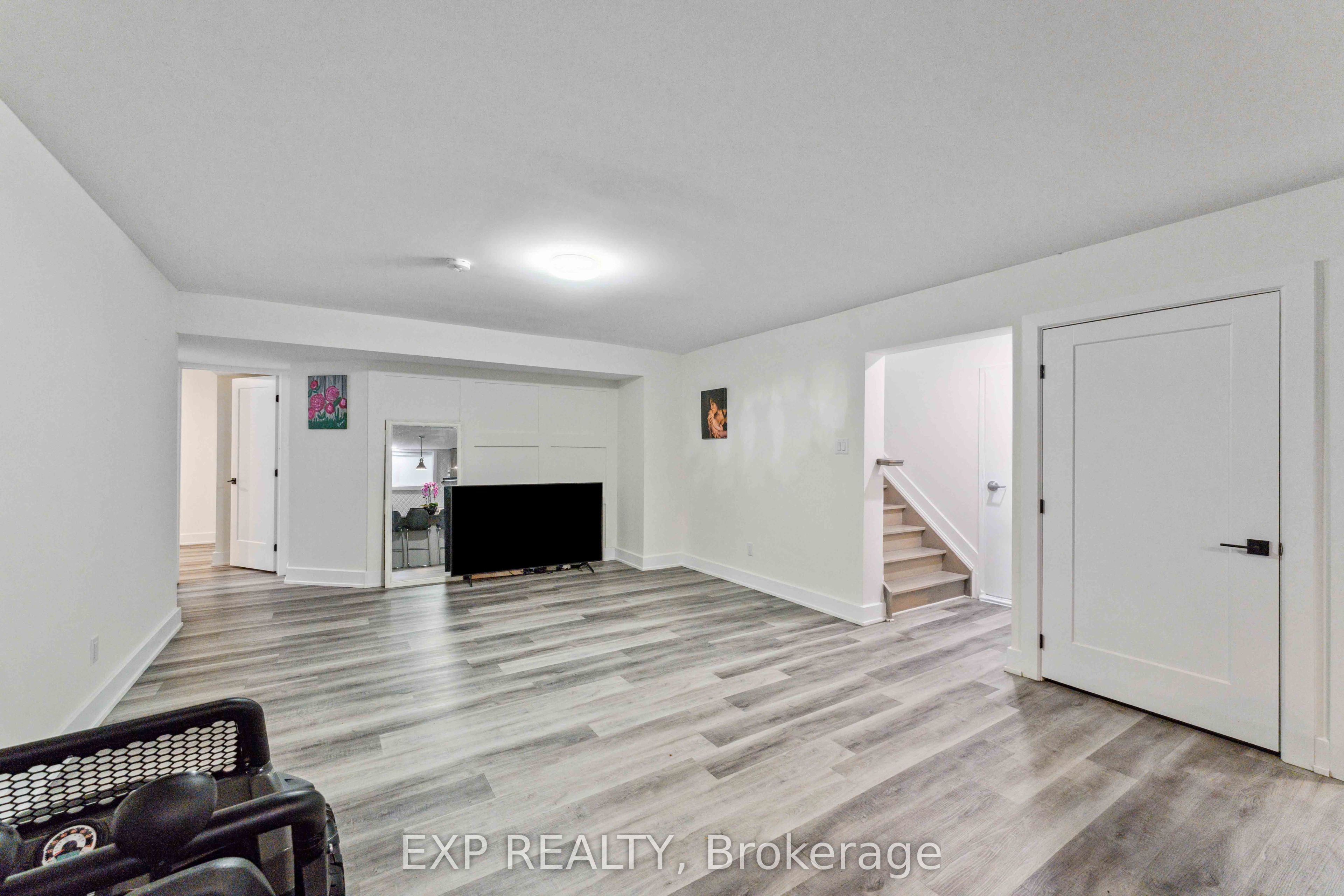 Unit B - 12 Sylvester Street, Ottawa 4