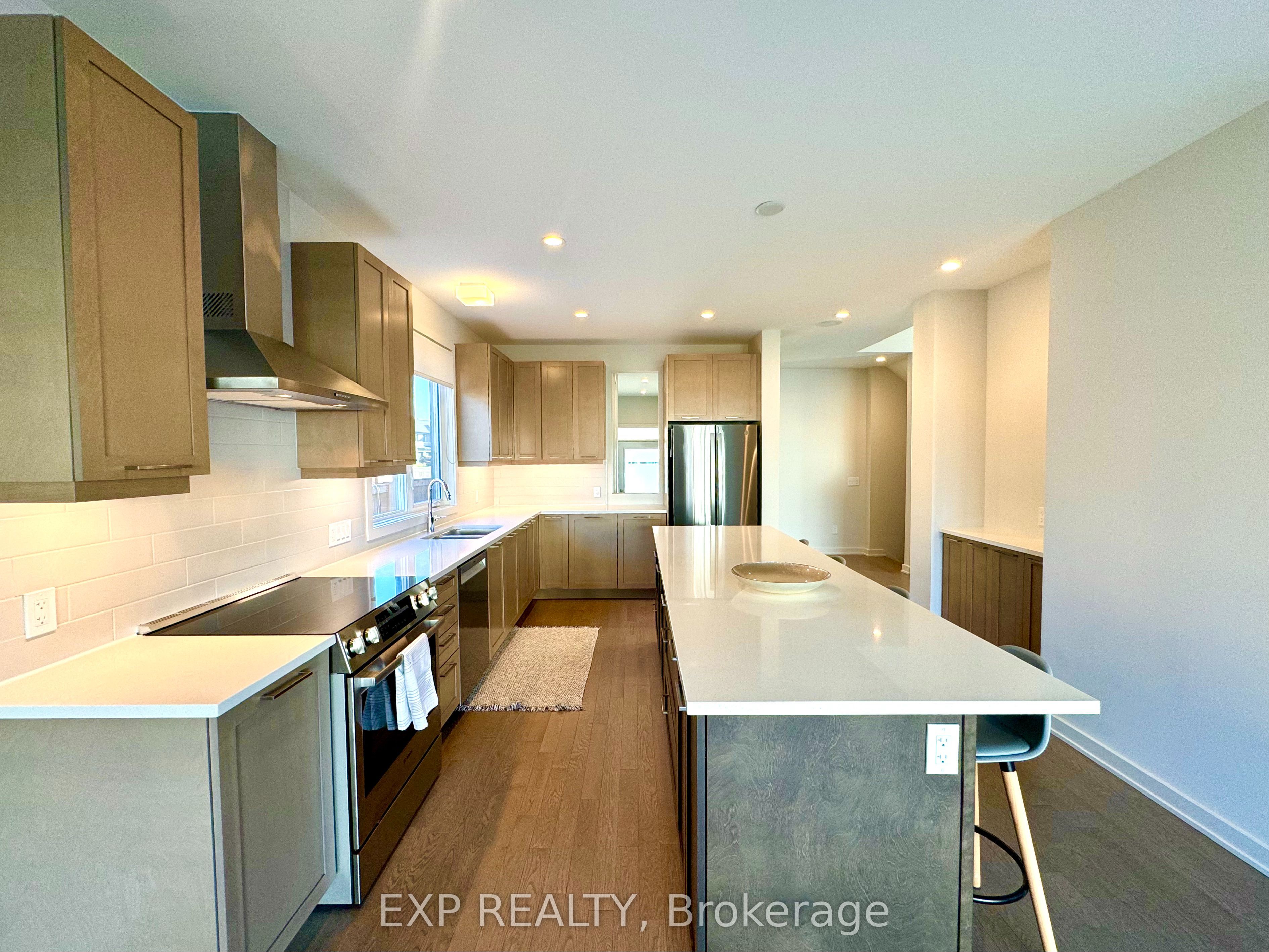 622 SUMMERHILL Street, Orleans-Gloucester 4