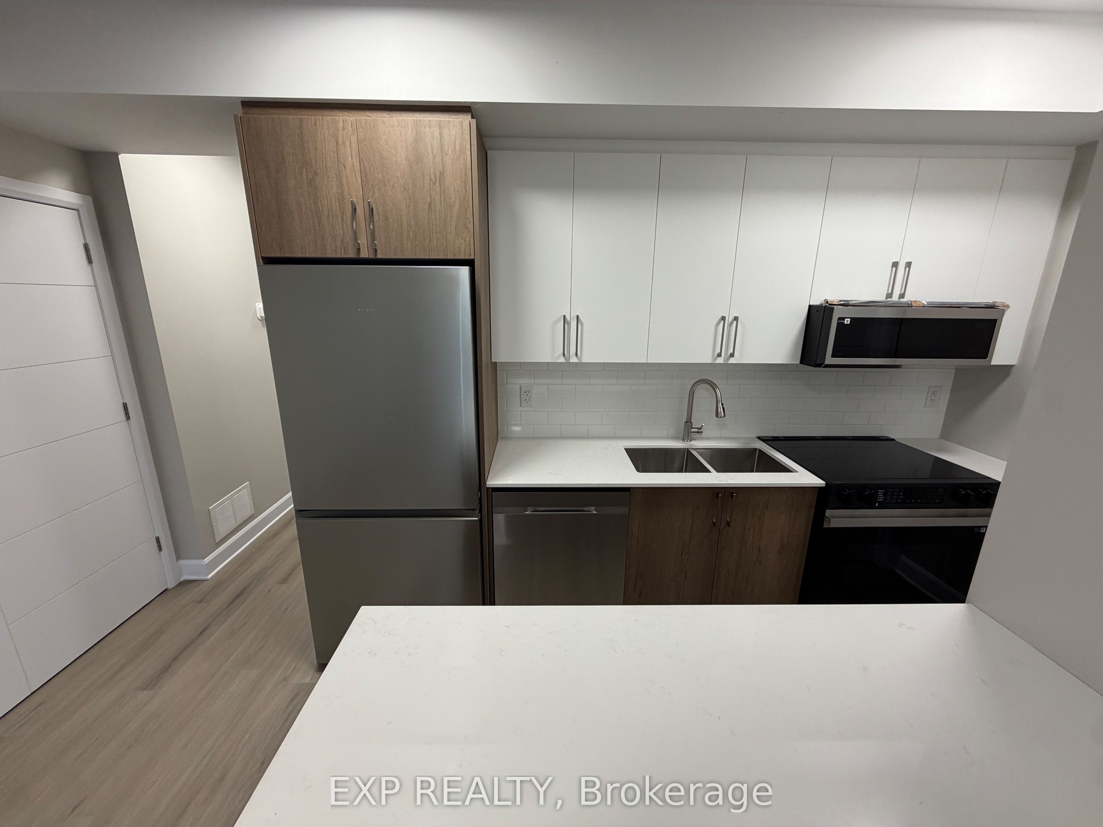 48 Queen Mary Street, Ottawa 5