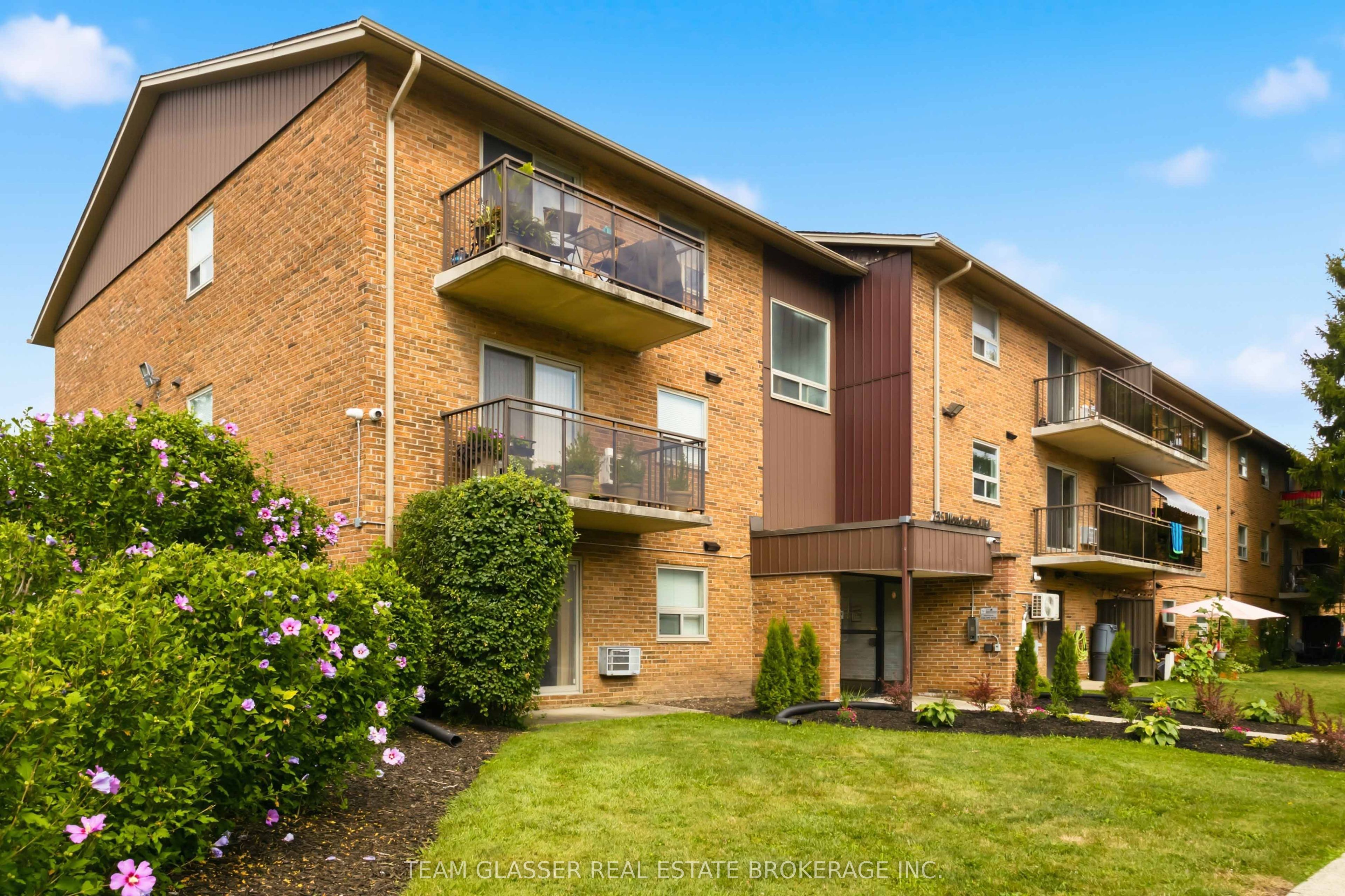 Unit 302 - 735 Wonderland Road S, London 2