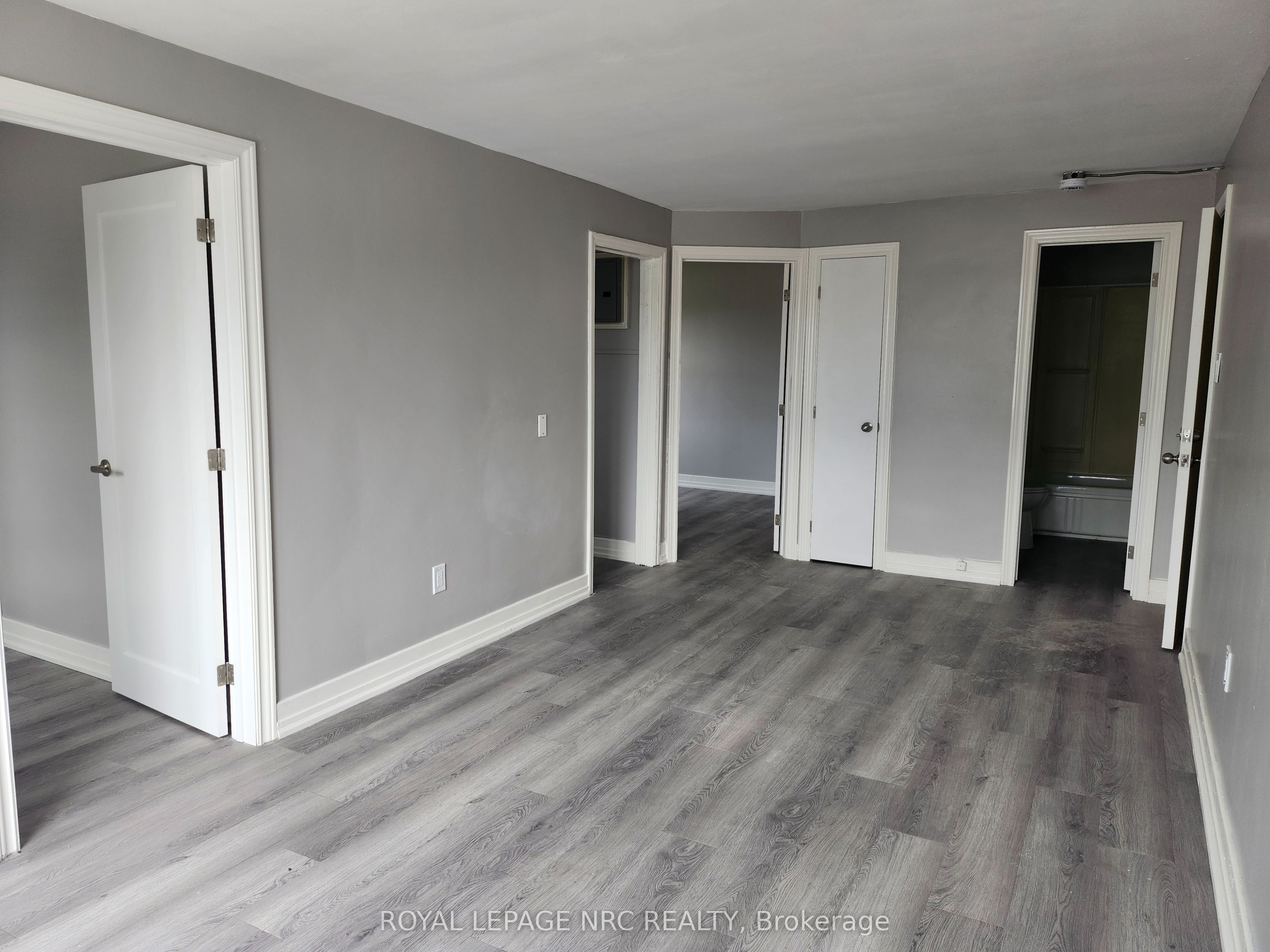 Unit 1 - 476 EAST MAIN Street, Welland 3