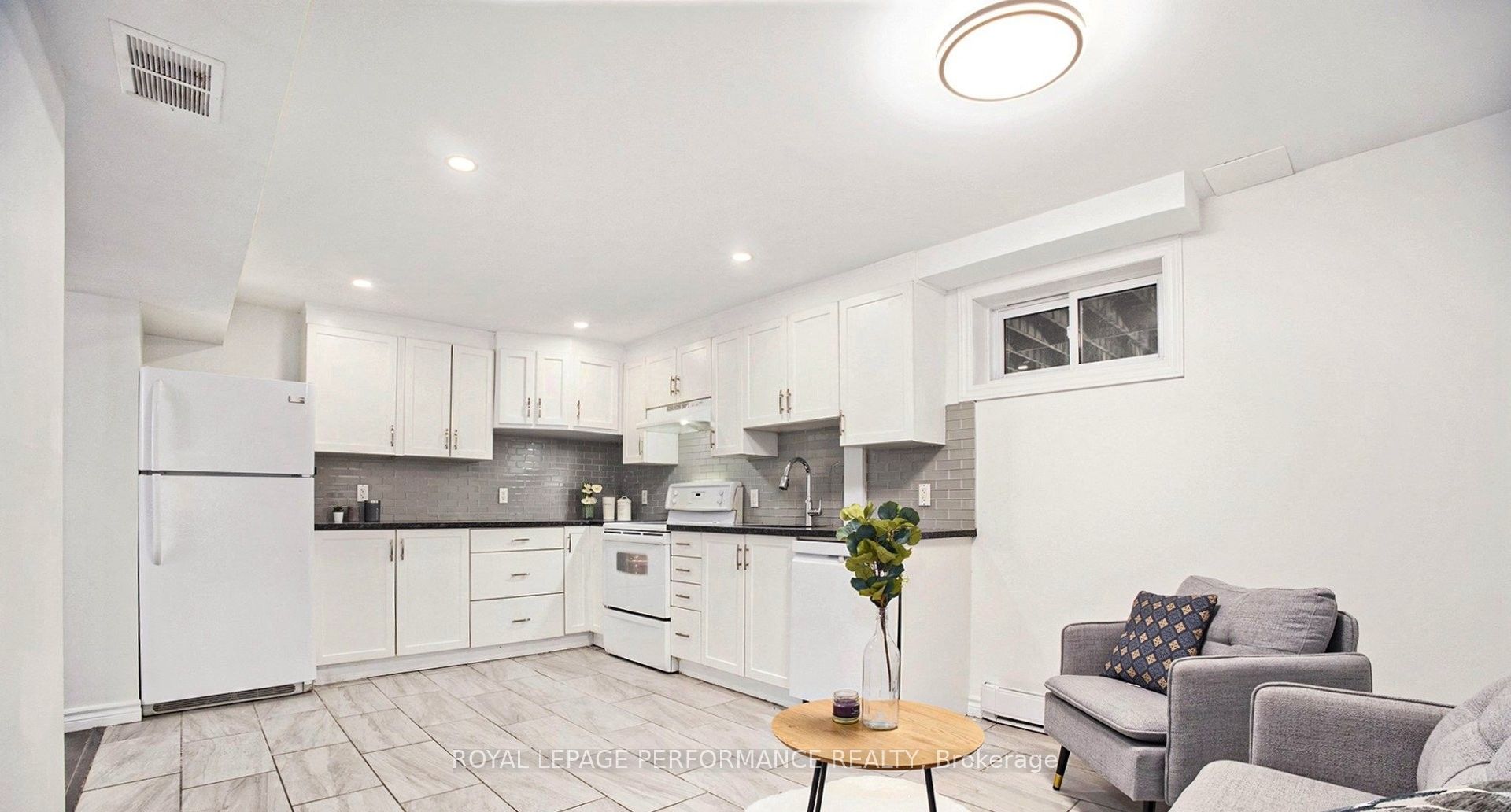 33-B Majestic Drive, Nepean 3