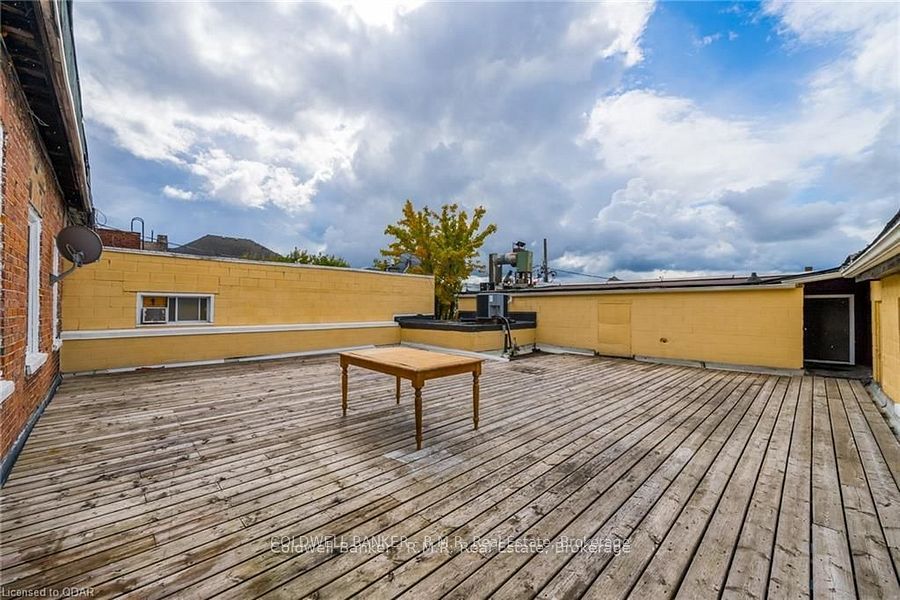 Unit 6 - 47 William Street N, Kawartha Lakes 5