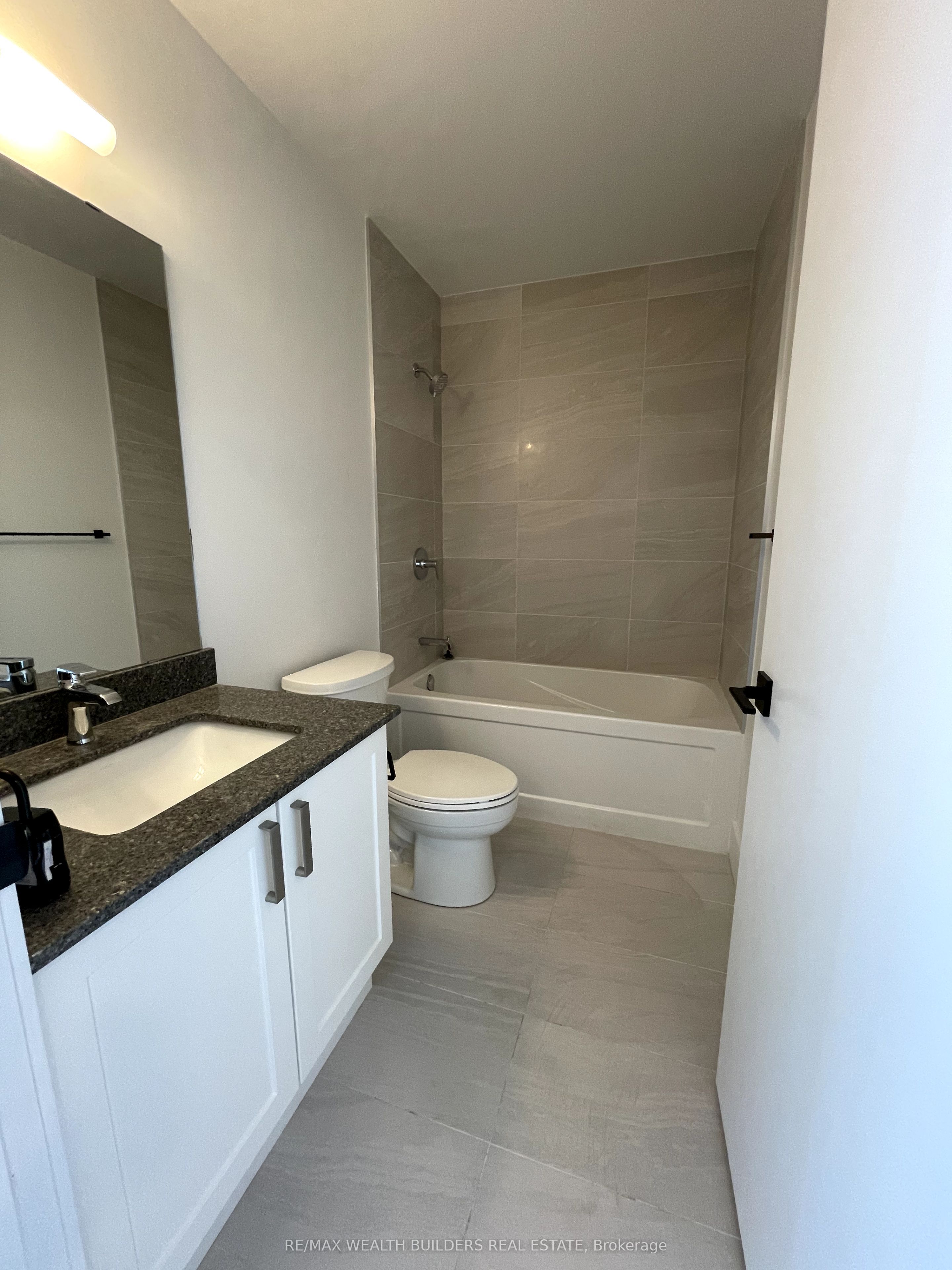 Unit 1513 - 2782 Barton Street E, Hamilton 5