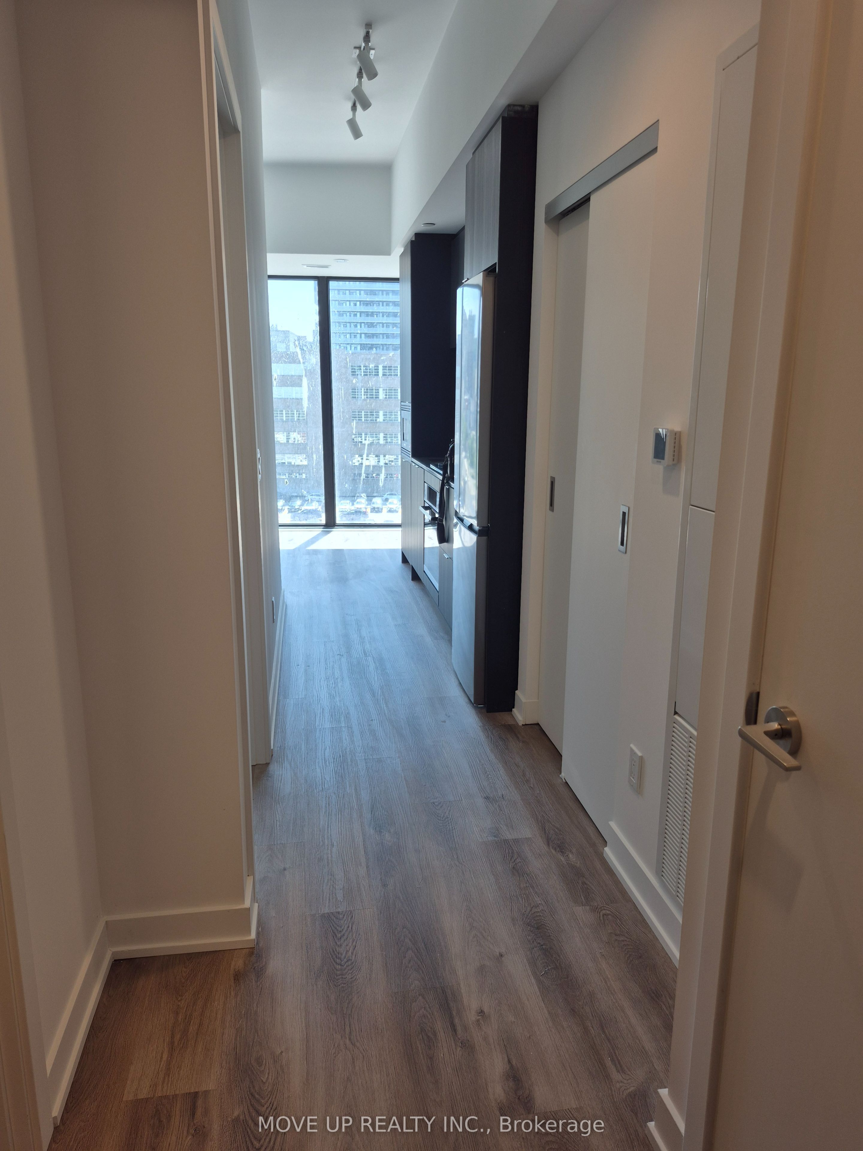 Unit 707 - 91 John Street N, Hamilton 4