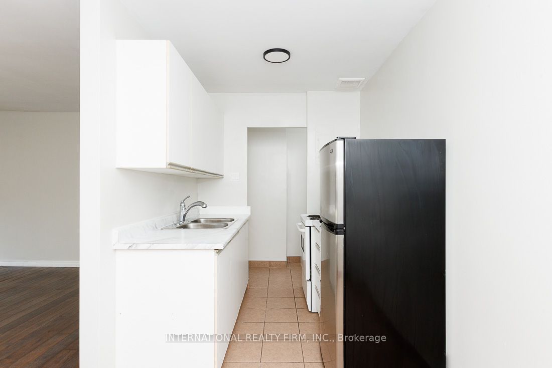 Unit 204 - 93 High Street, London 5
