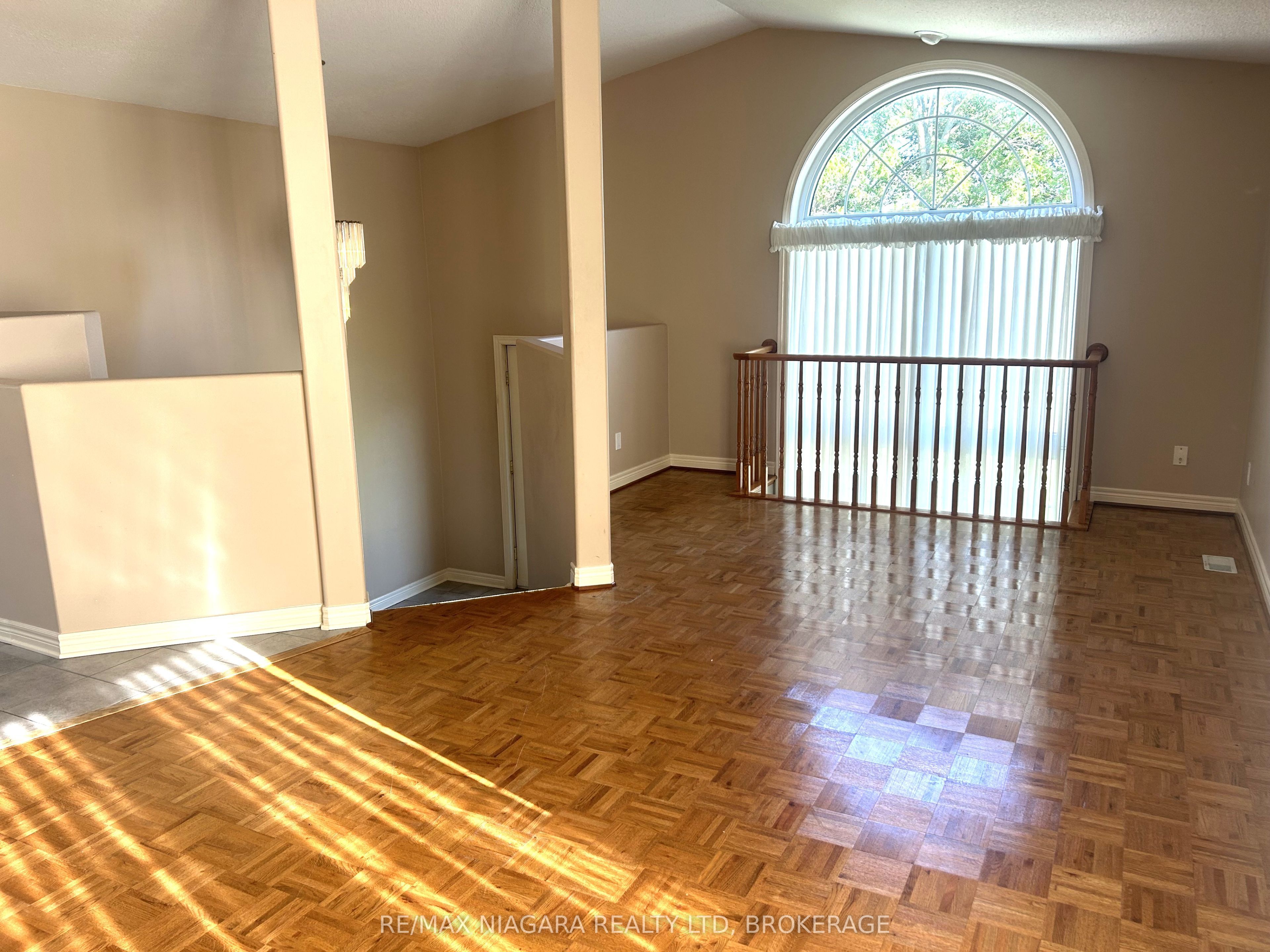 Unit Unit 1 - 11 Ursula Avenue, St. Catharines 5