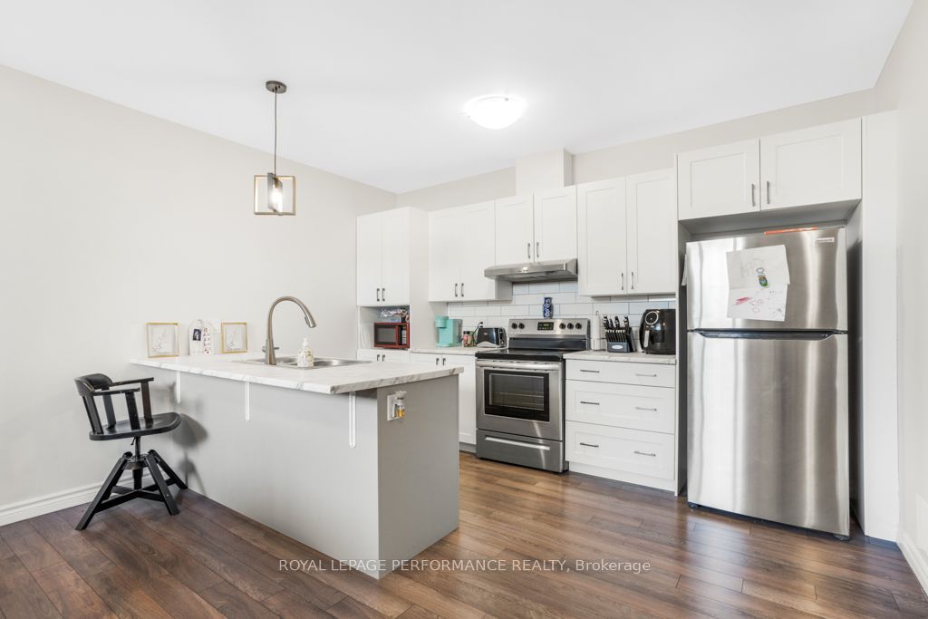 Unit B - 4 Maxime Court, Clarence-Rockland 2