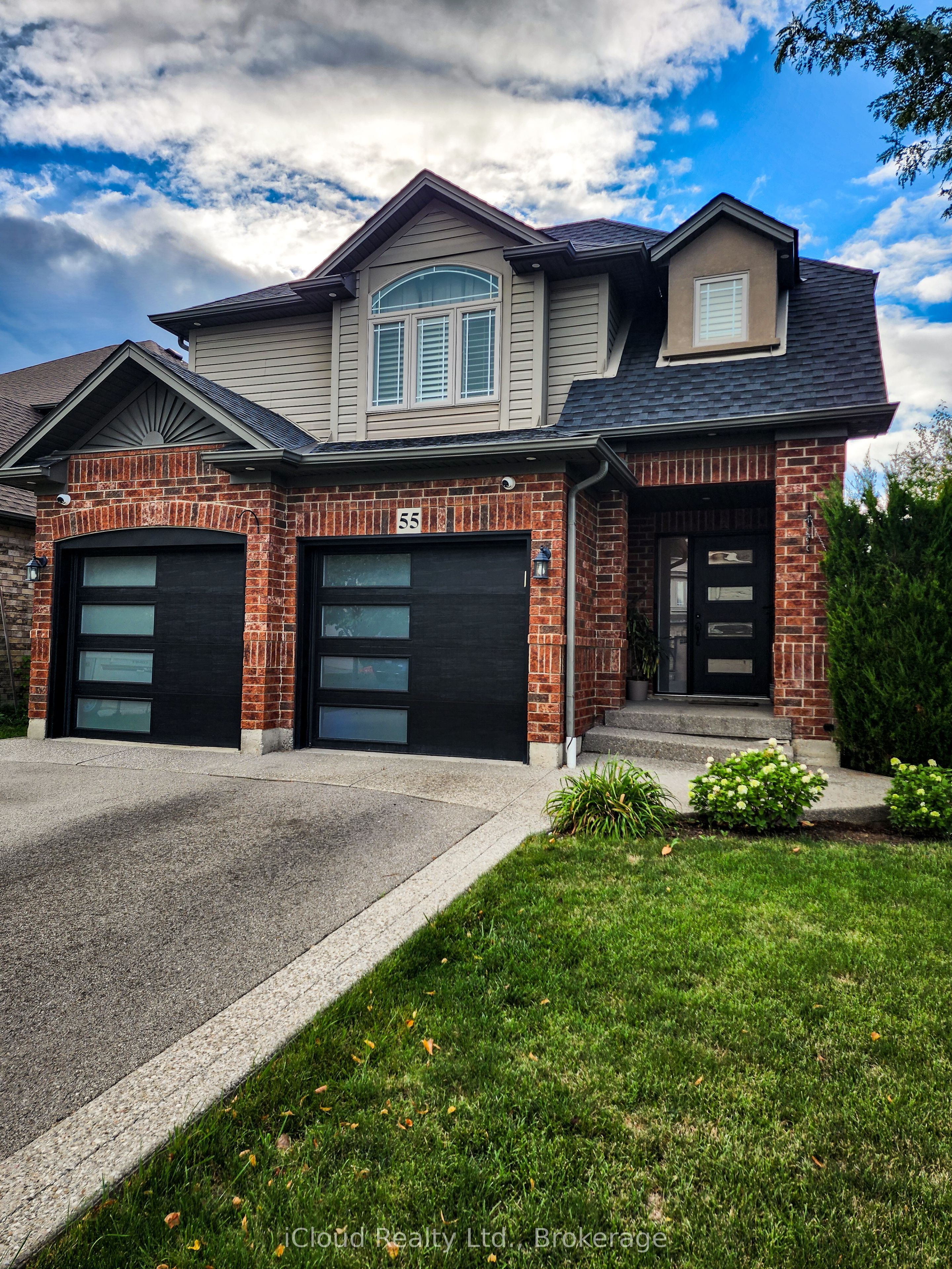 55 Magnificent Way, Glanbrook 2