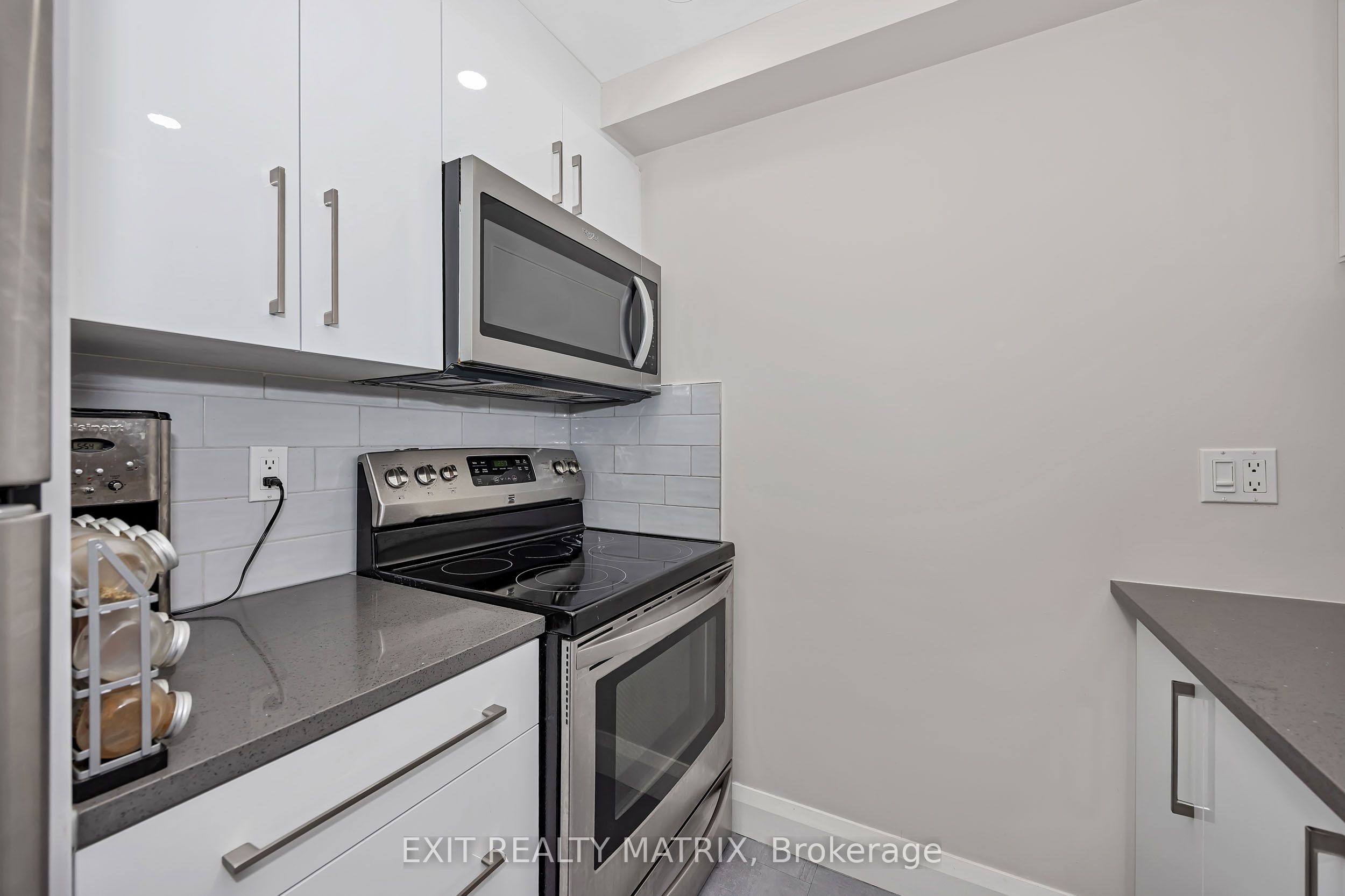 Unit 206 - 6532 Bilberry Drive, Orleans-Gloucester 5