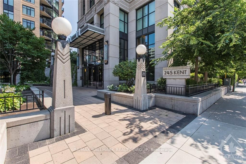 Unit 908 - 245 Kent Street, Ottawa 3