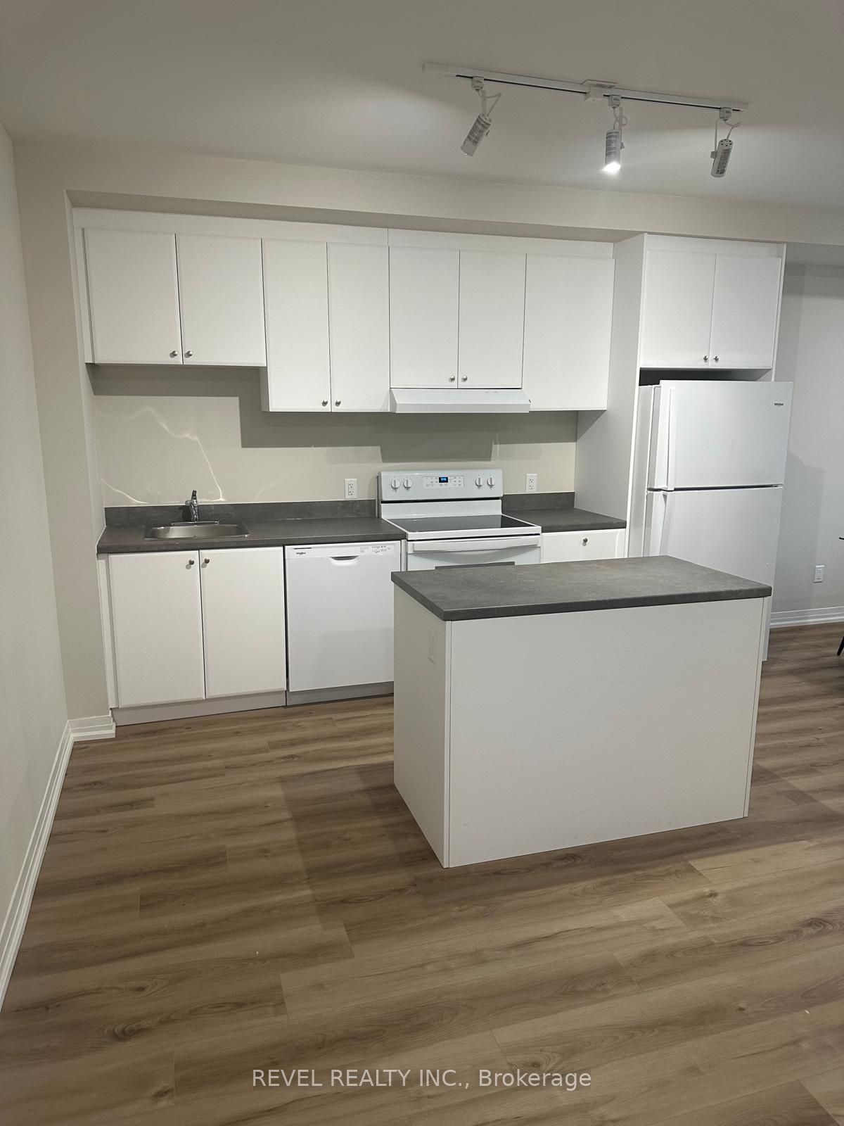 Unit 306 - 50 Herrick Avenue, St. Catharines 4