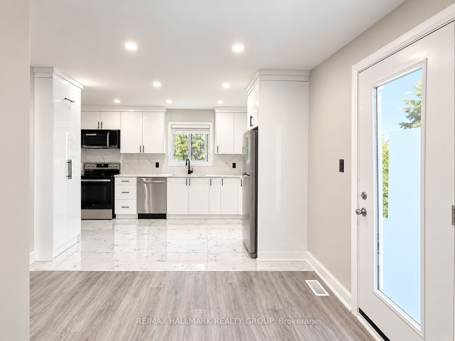 Unit 3A - 131 Camelia Avenue, Ottawa 3