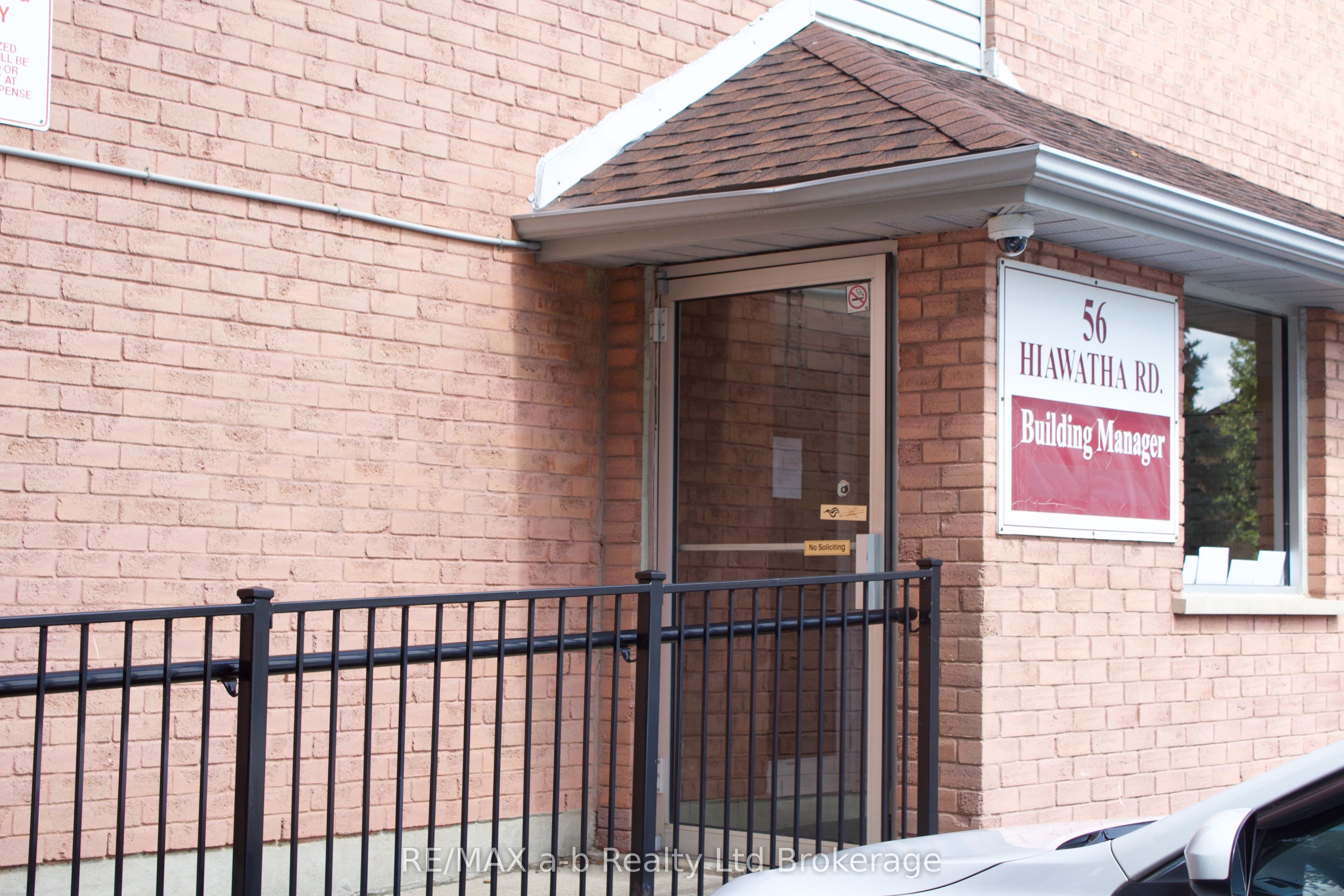 Unit 46 - 56 Hiawatha Road, Woodstock 2