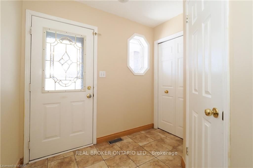 Unit Unit A - 258 Inverhuron Crescent, Waterloo 2